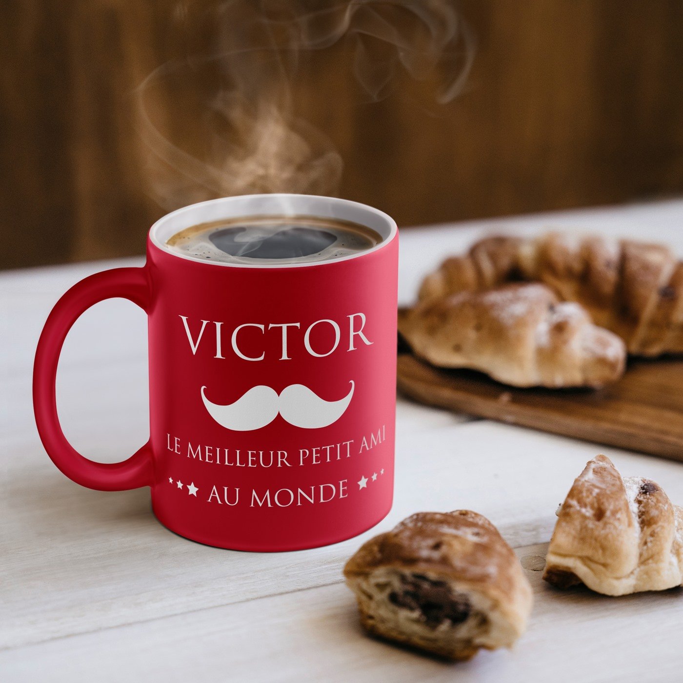 Taza de cerámica roja Murrano con base blanca y personalización para el cumpleaños de tu mejor amigo