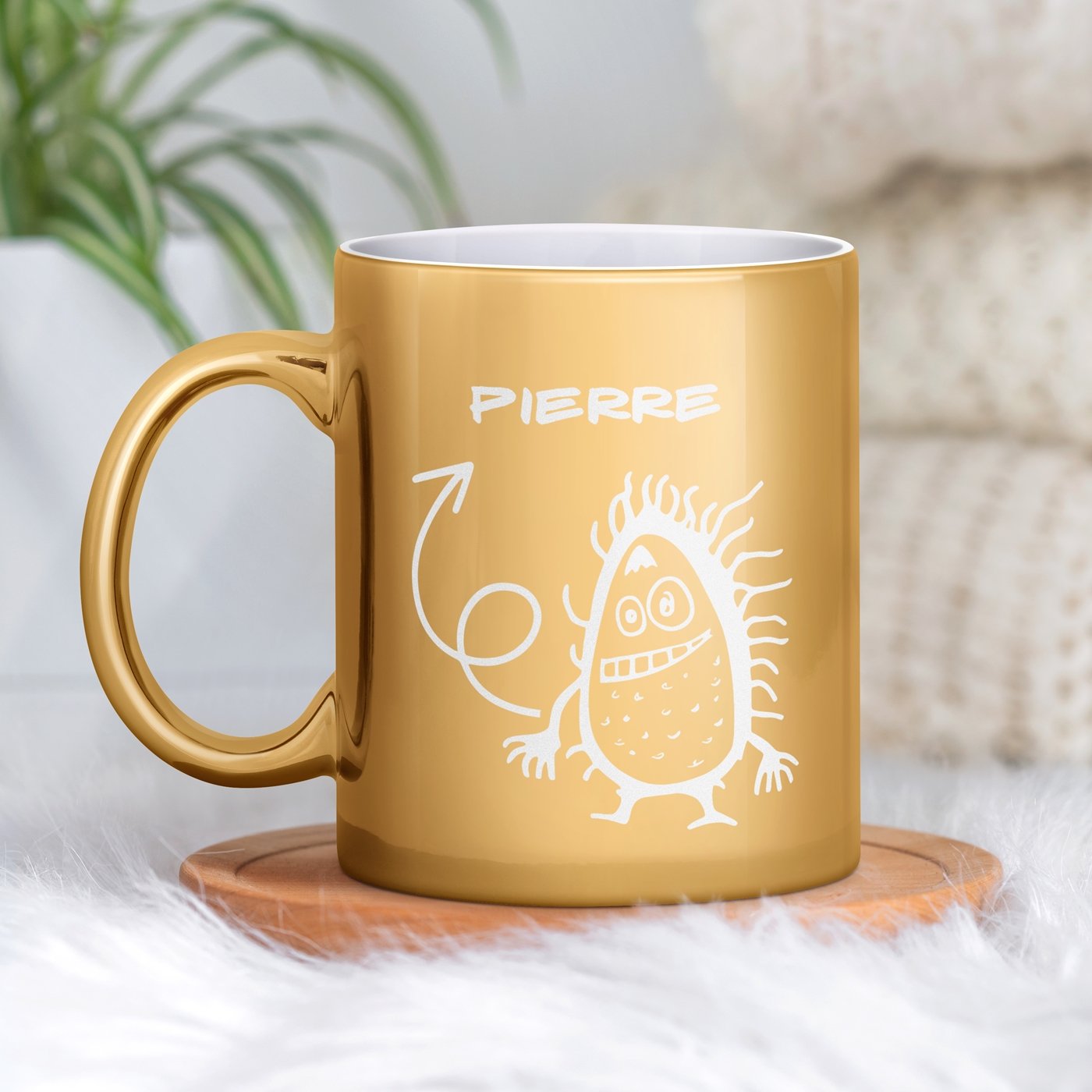 Mug de cerámica dorada con personalización para el cumpleaños de un comediante