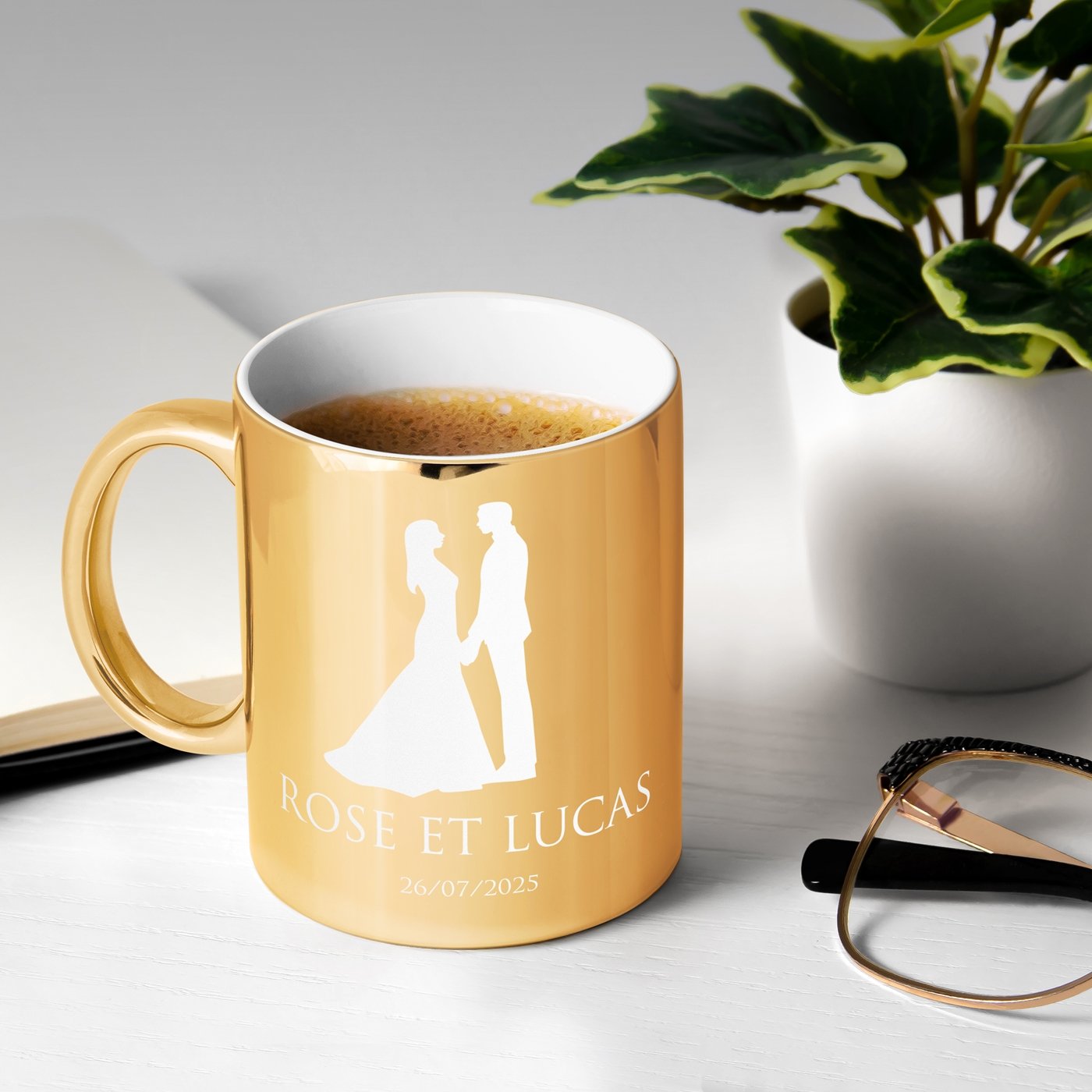 Mug de cerámica dorada Murrano con personalización para pareja - ¡El regalo perfecto para bodas y aniversarios!