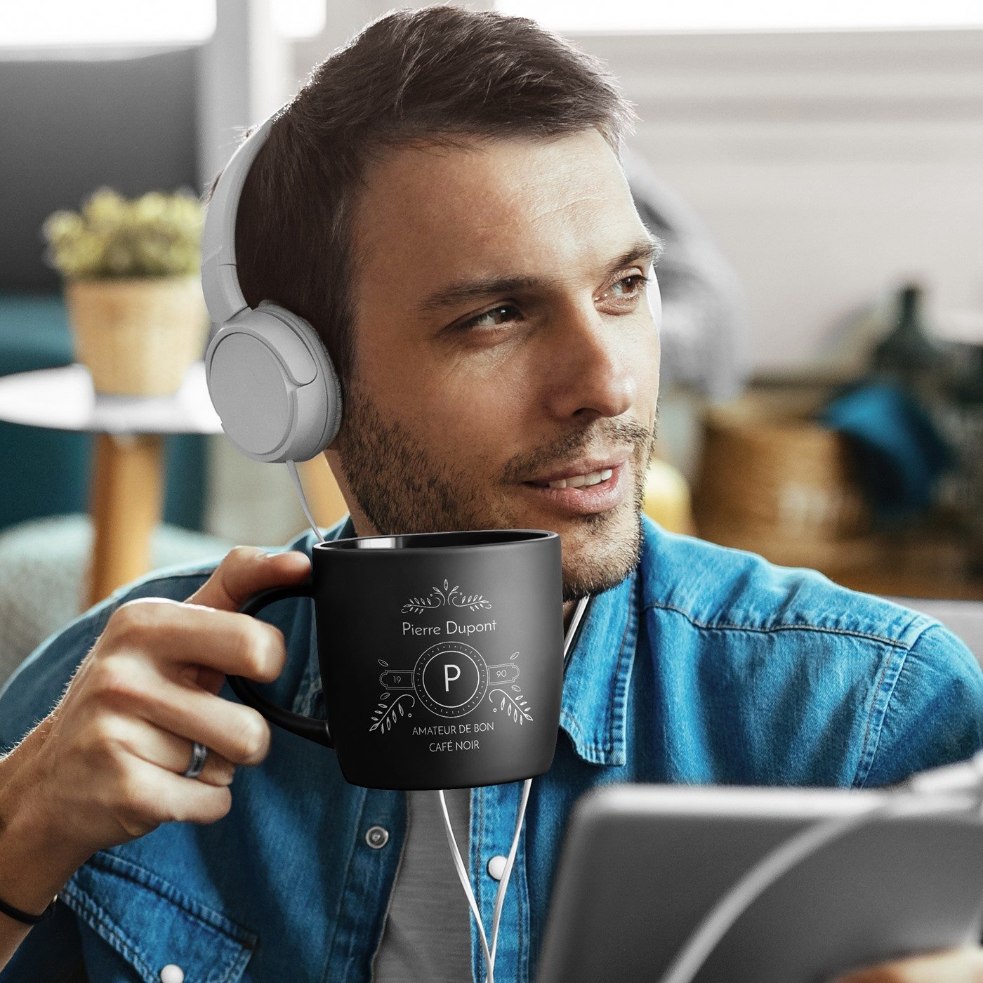 Murrano Black Ceramic Mug with Personalized Engraving for Coffee Lover