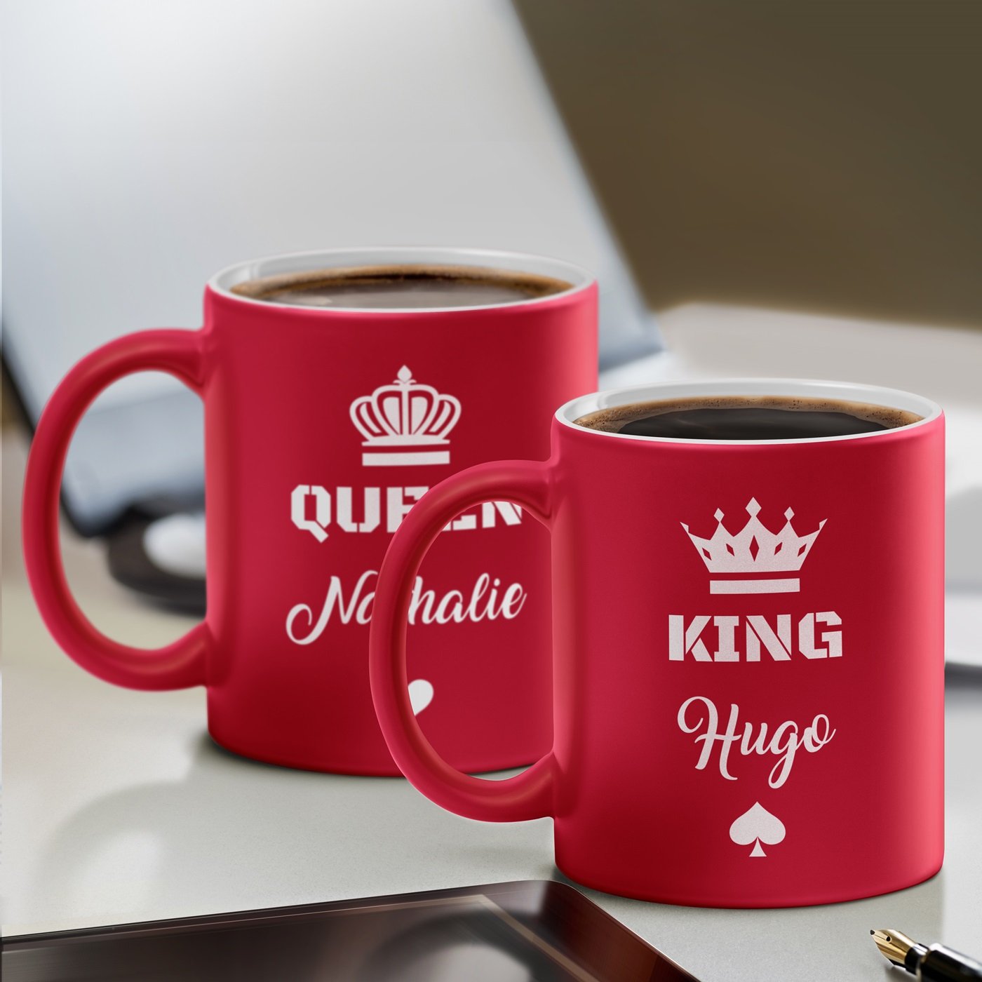 Set de 2 tazas de cerámica roja Murrano con base blanca - Regalo personalizado para ella y él