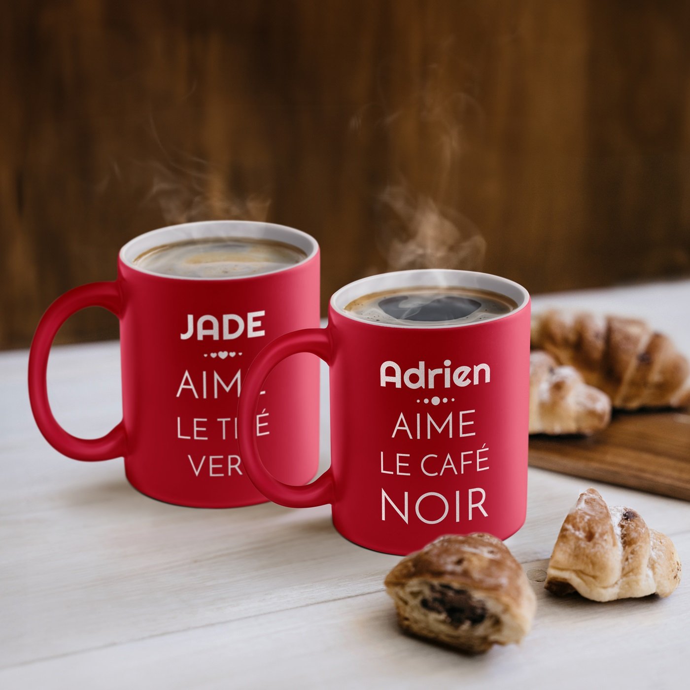 Conjunto de tazas de cerámica roja Murrano con base blanca y diseño personalizado para pareja - Día de San Valentín