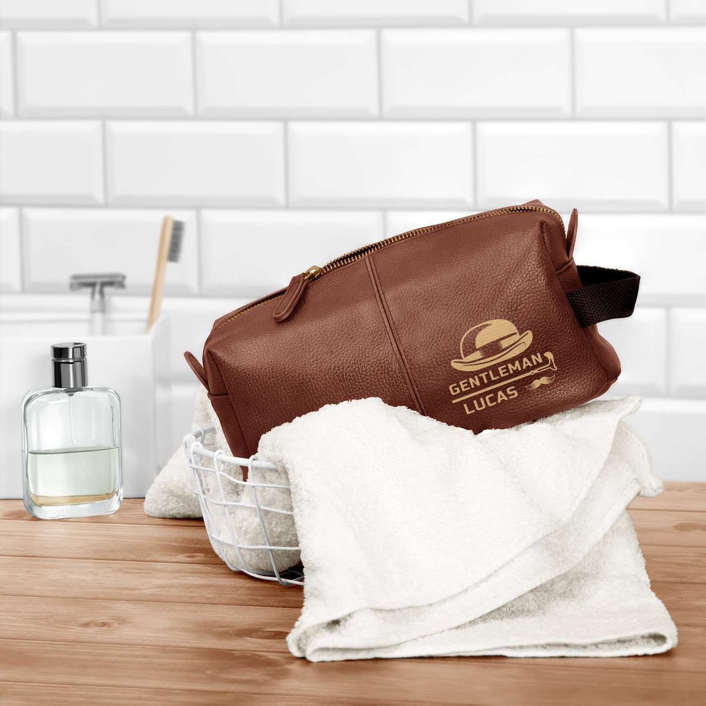 Murrano Personalized Gentleman's Toiletry Kit