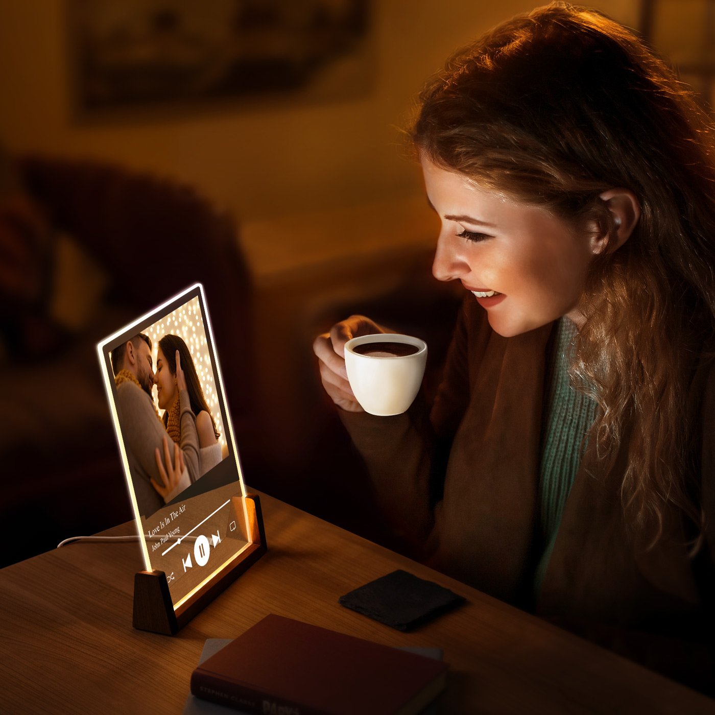 Lámpara LED XL personalizada de Murrano para una pareja amante de la música