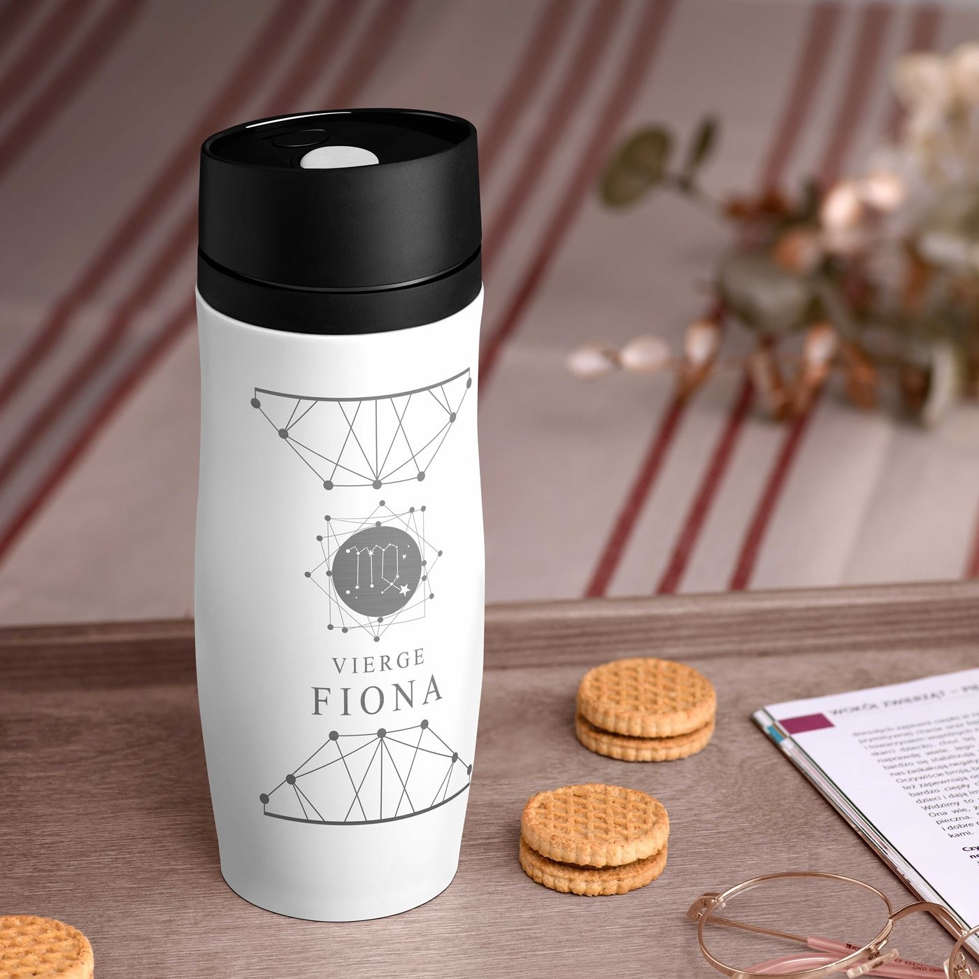 Taza Isotérmica Blanca Personalizada de Murrano con Tapón Quick-Press para Mujer con Signo del Zodiaco