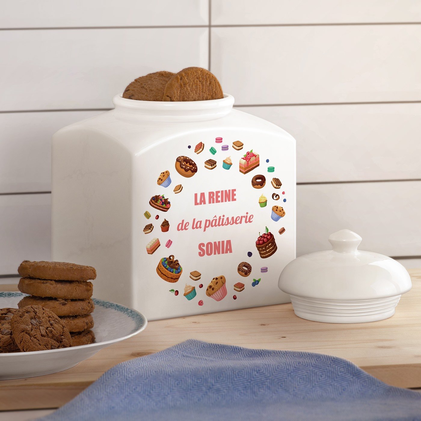 Murrano Ceramic Cookie Jar - Personalized for the Baking Queen