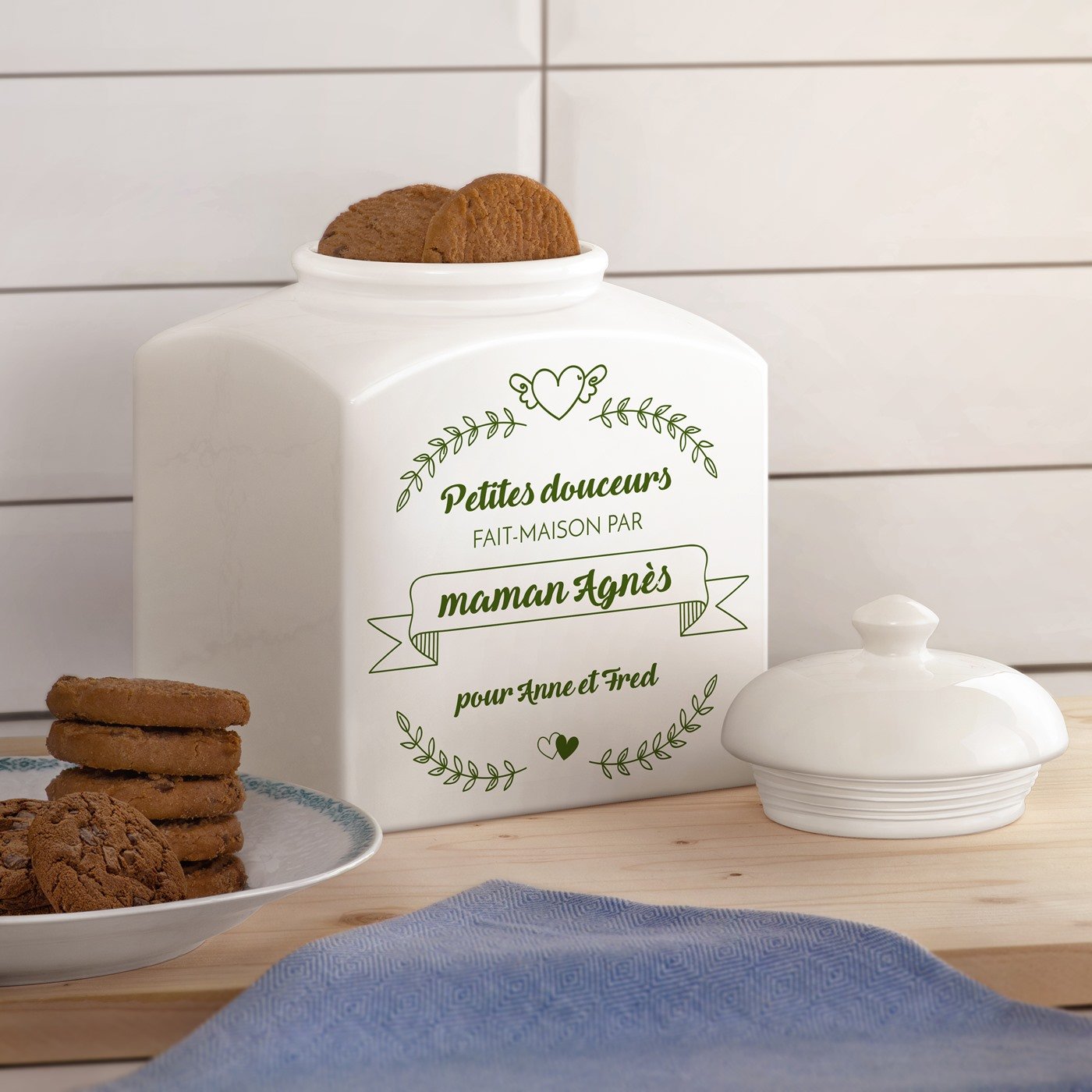 Murrano Ceramic Cookie Jar with Personalization for Mom
