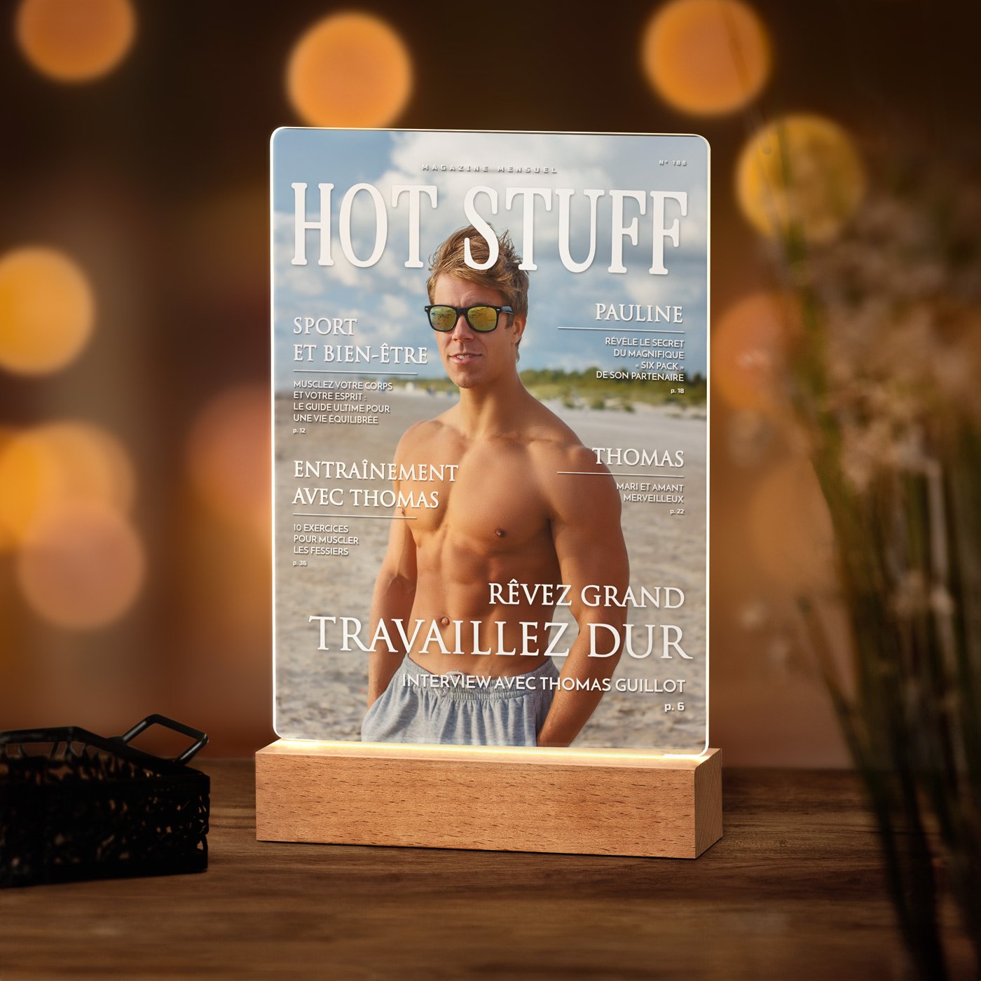 Lámpara LED personalizada Murrano - Marco de fotos con portada de revista 'Hot Stuff', tamaño L