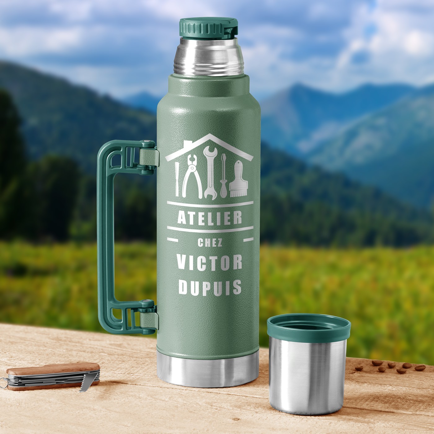 Thermos vert personnalisé pour un bricoleur