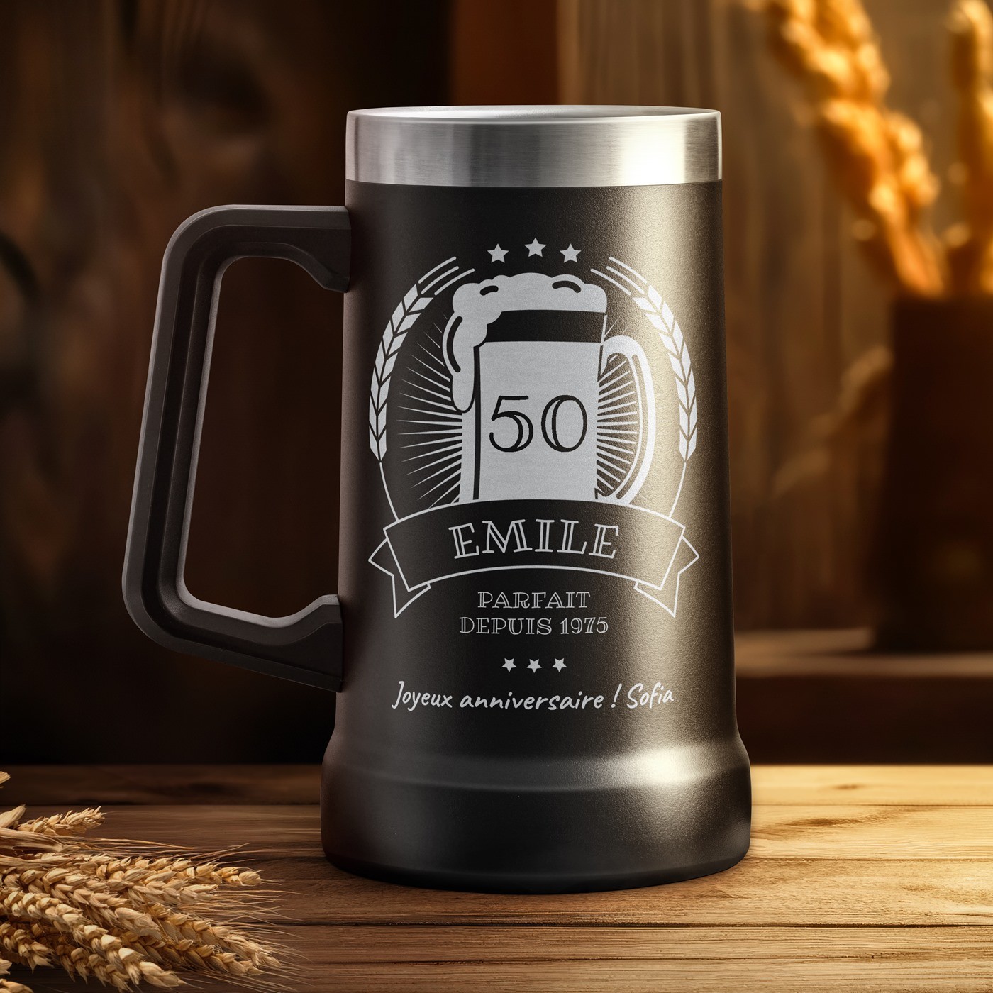 Taza de cerveza personalizada de acero inoxidable negra para el cumpleaños número 50 de un hombre