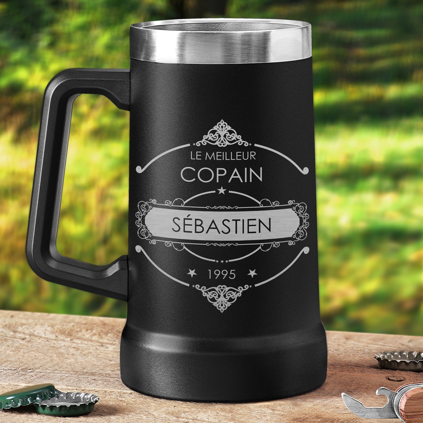Taza de cerveza aislante de acero inoxidable negra personalizada con grabado