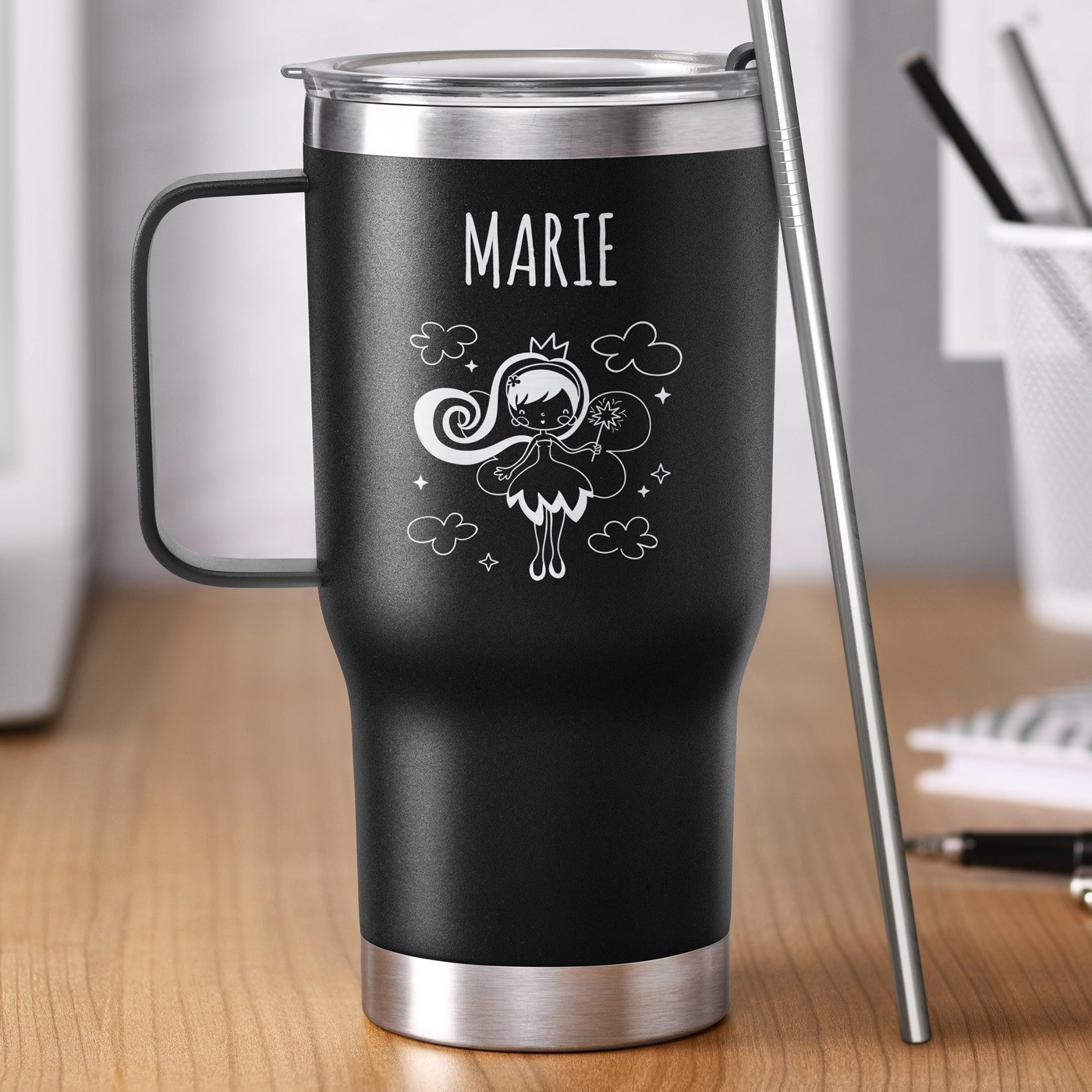 Taza aislante personalizada para el cumpleaños de una niña pequeña