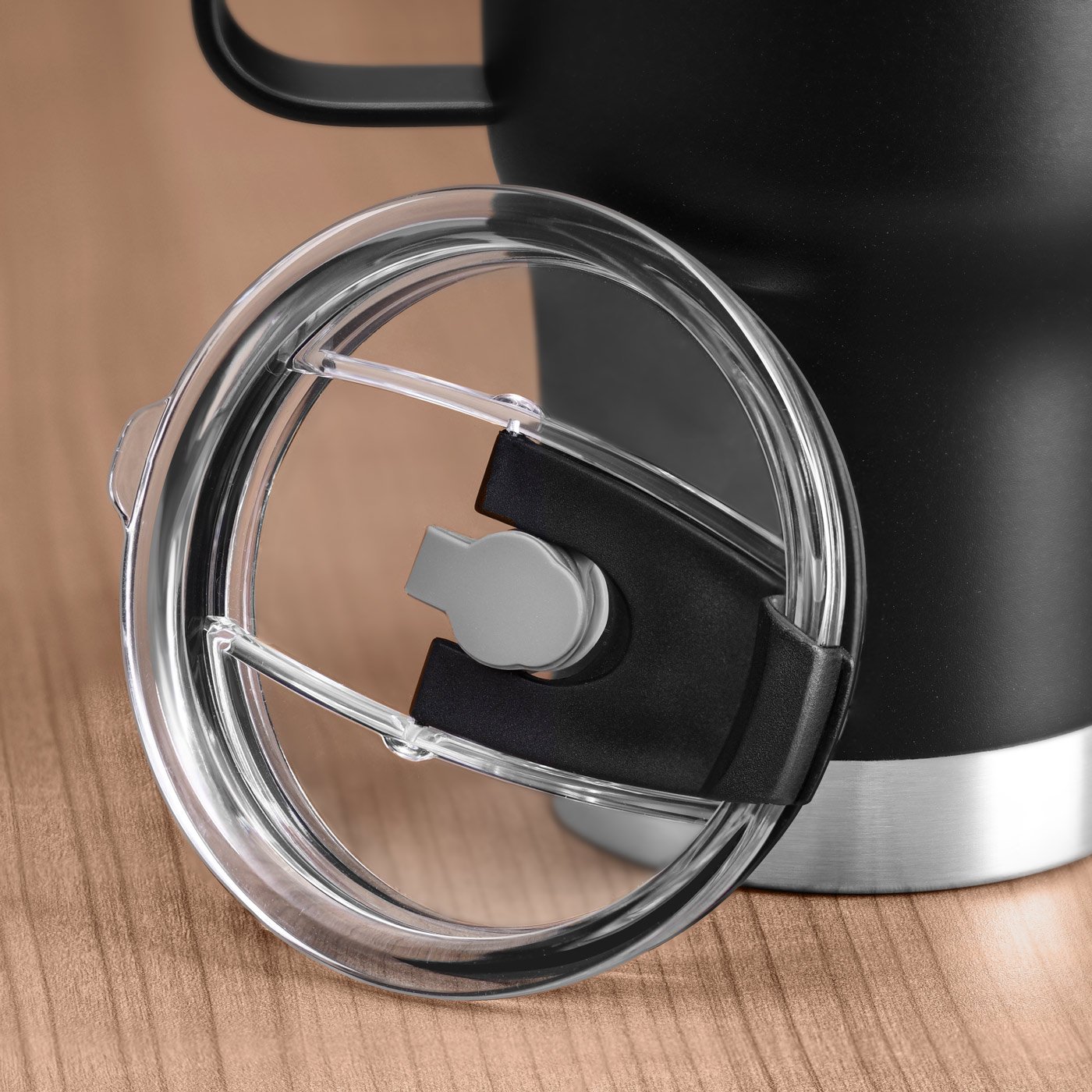 Taza aislada negra Murrano con grabado personalizado para el aniversario de boda de una mujer