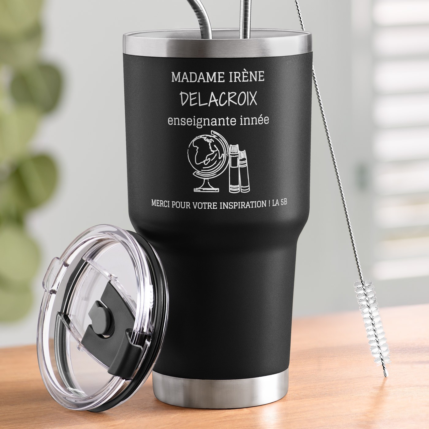 Taza térmica negra personalizada para maestra
