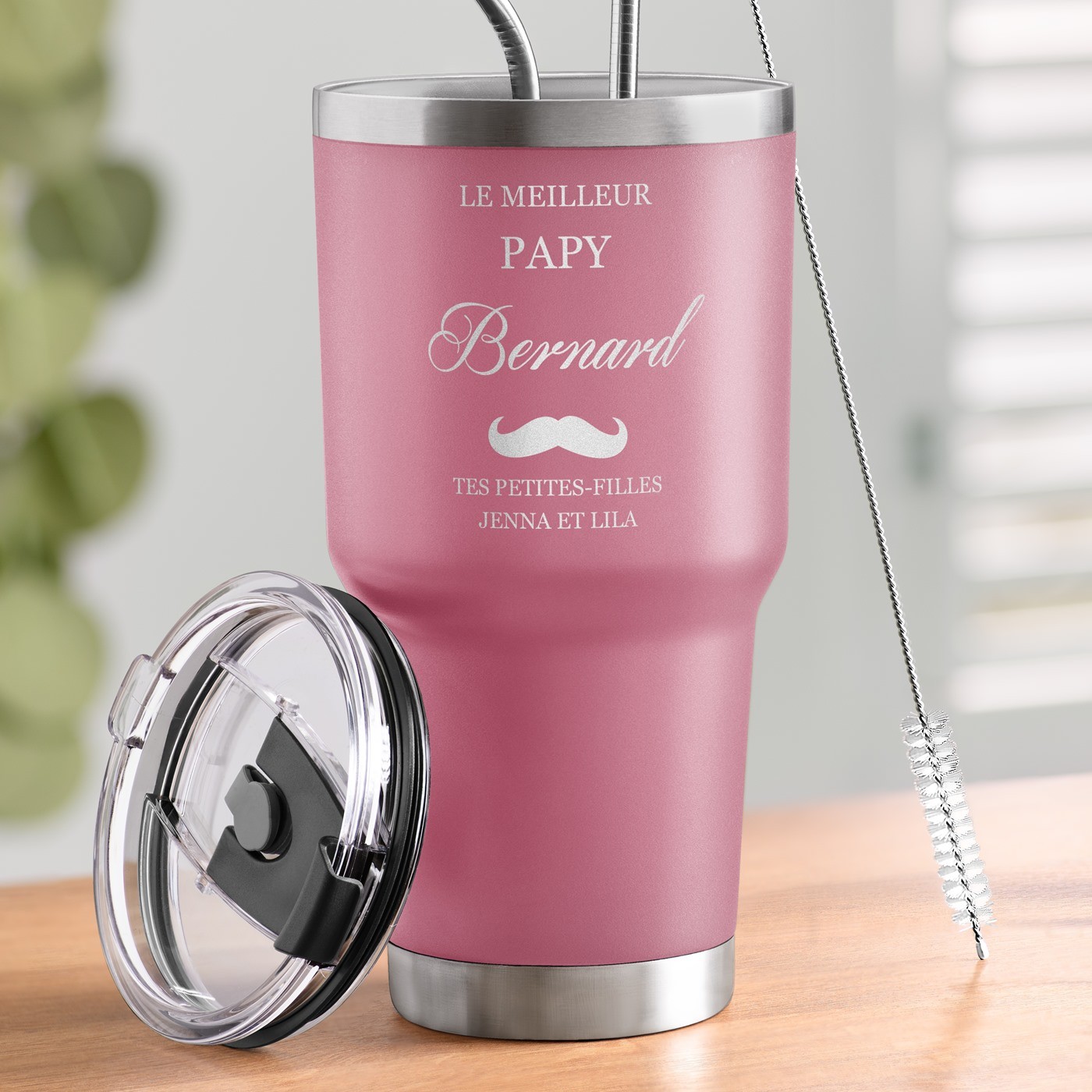Tasse isotherme personnalisée rose pour l'anniversaire de grand-père