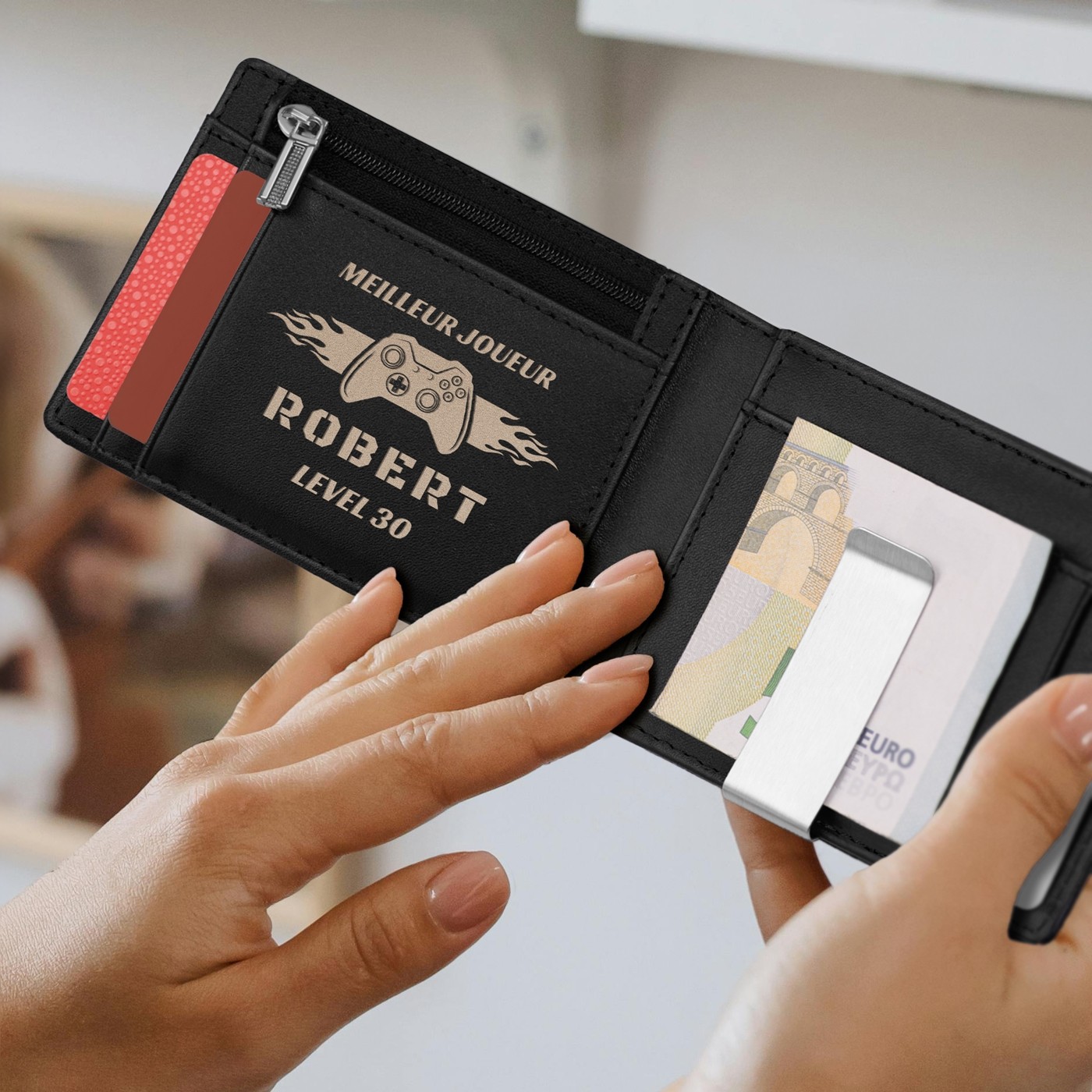 Billetera de cuero negro liso delgado personalizada para hombres