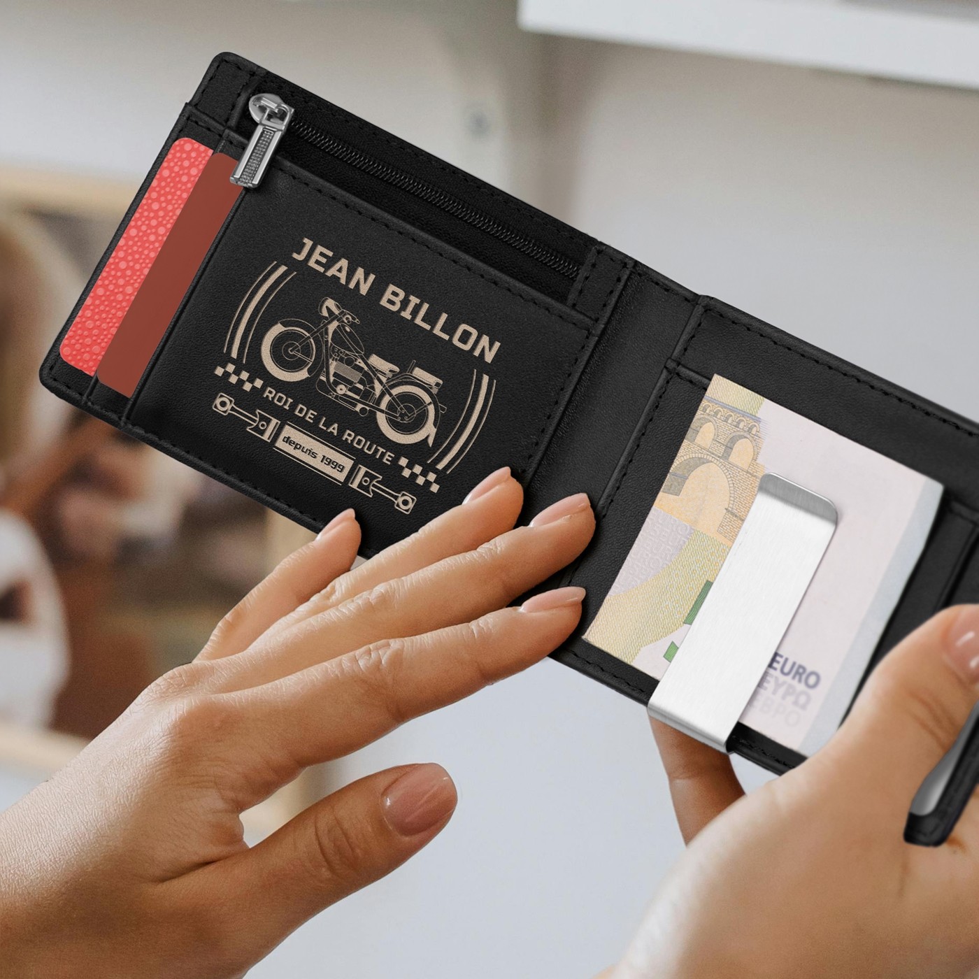 Monedero Murrano Slim de Cuero Negro con Grabado Personalizado para Motociclista