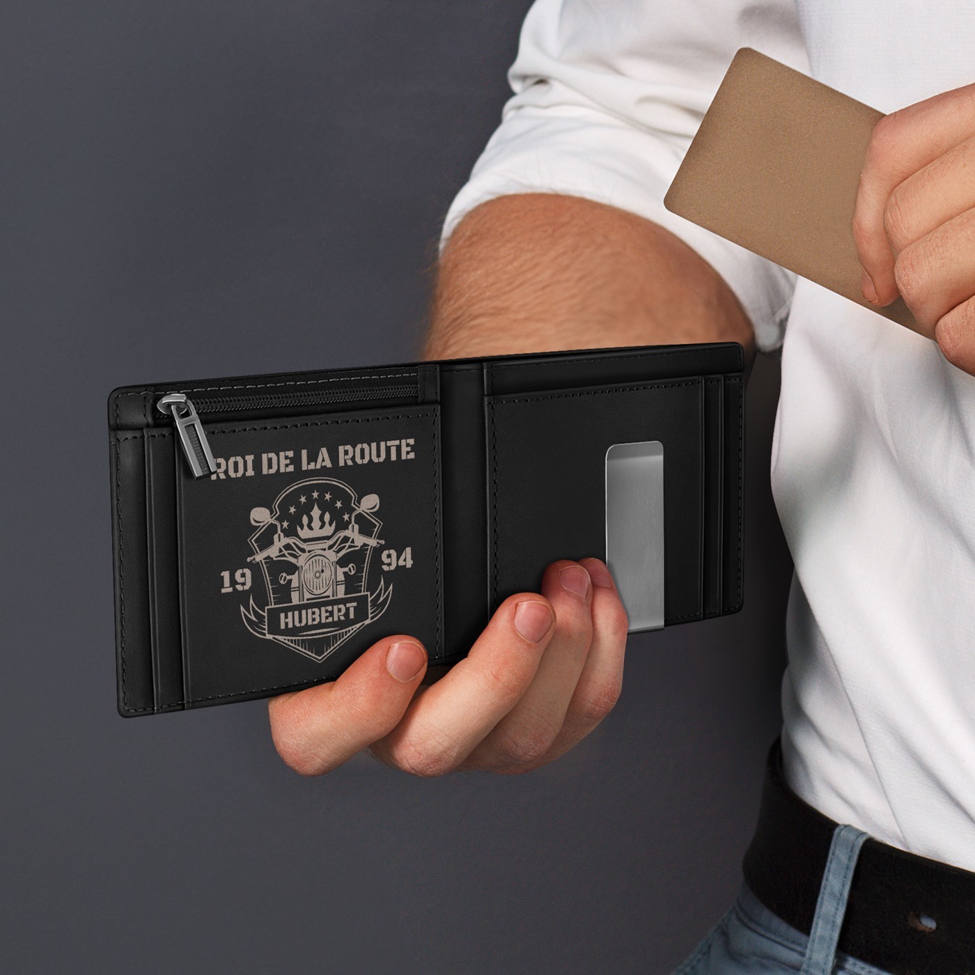 Monedero Slim de Cuero Negro Carbón con Grabado Personalizado para el Cumpleaños de Papá