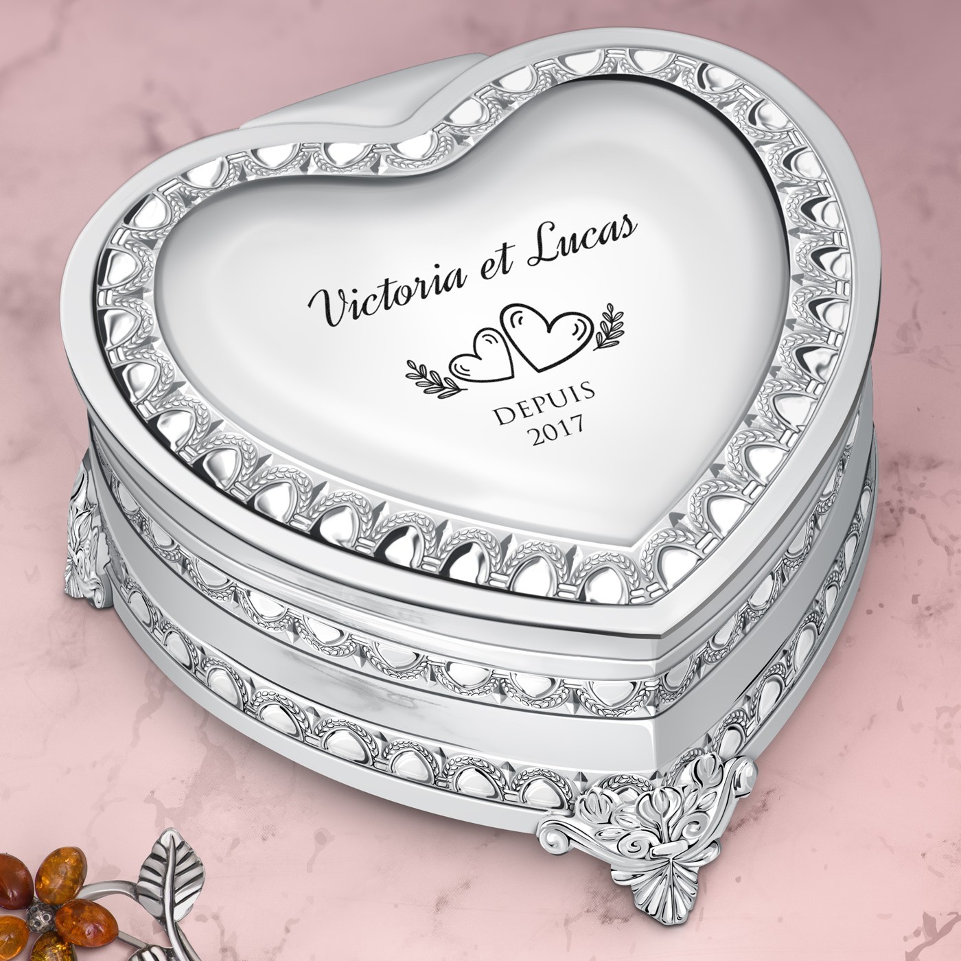 Caja de joyas personalizada Murrano en forma de corazón para una pareja por su aniversario de bodas