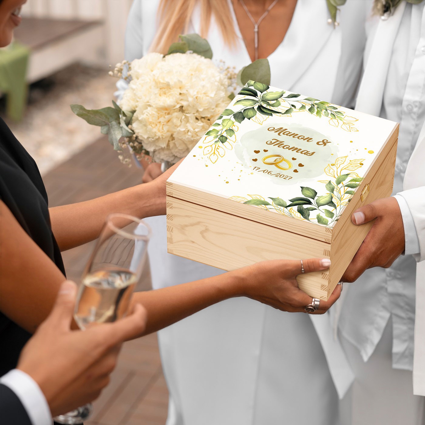 Set de copas de vino grabadas personalizadas Murrano para jóvenes parejas