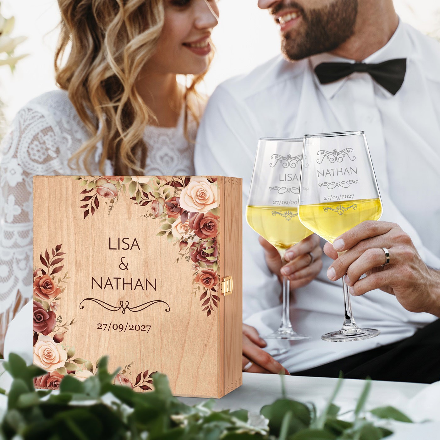 Set de copas de vino grabadas Murrano con caja personalizada para novios