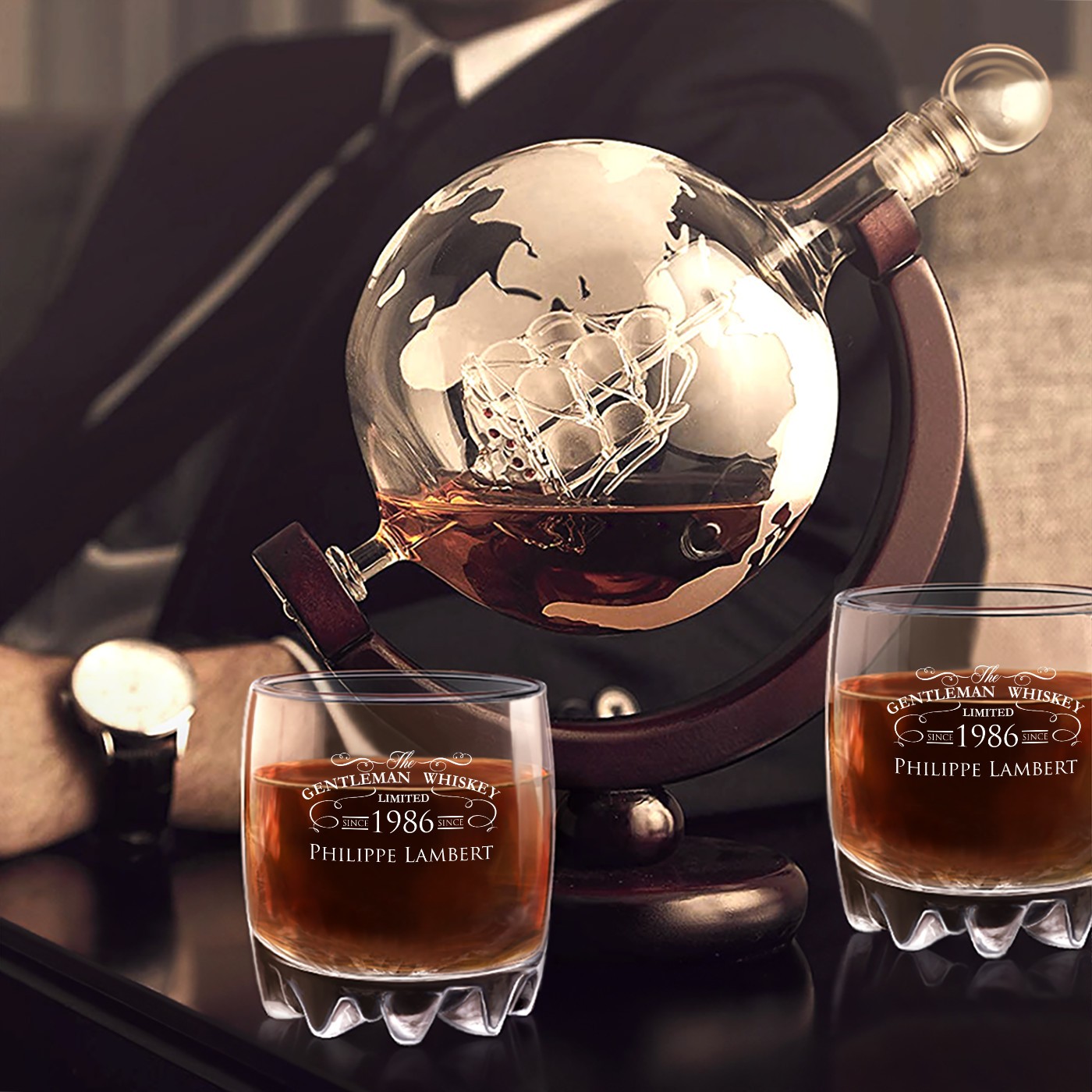 Decantador de whisky en forma de globo Murrano con vasos grabados para el abuelo