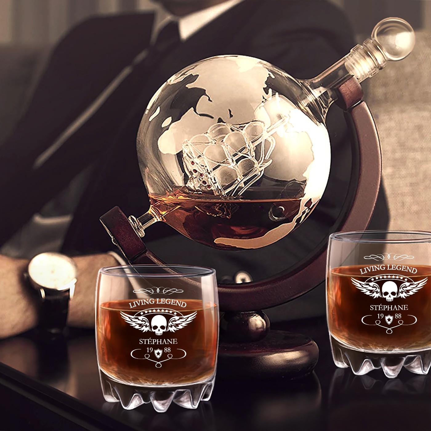 Jugo de whisky globo Murrano con 2 vasos grabados para hombre motociclista