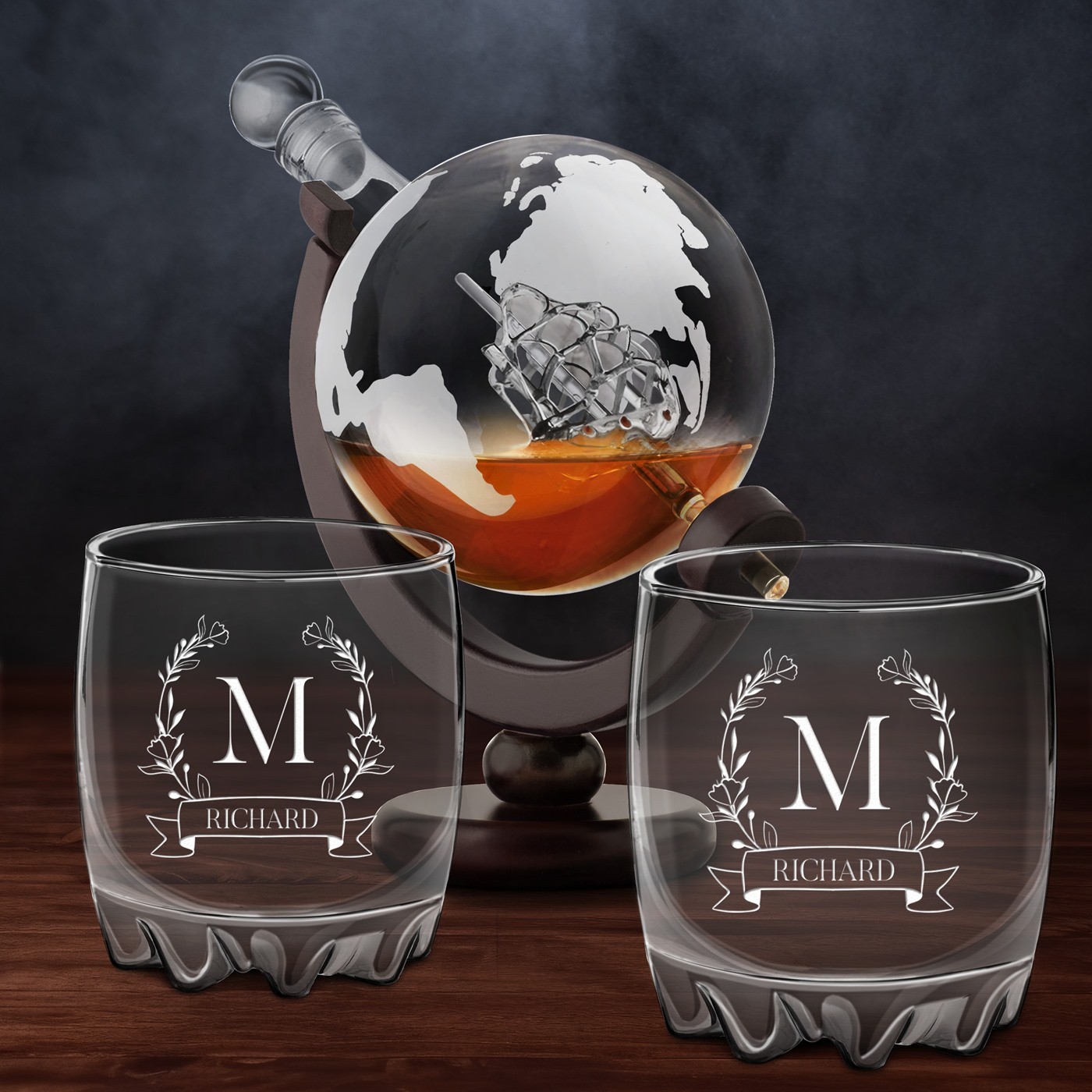 Decantador de whisky en forma de globo Murrano con vasos grabados para aniversario de boda