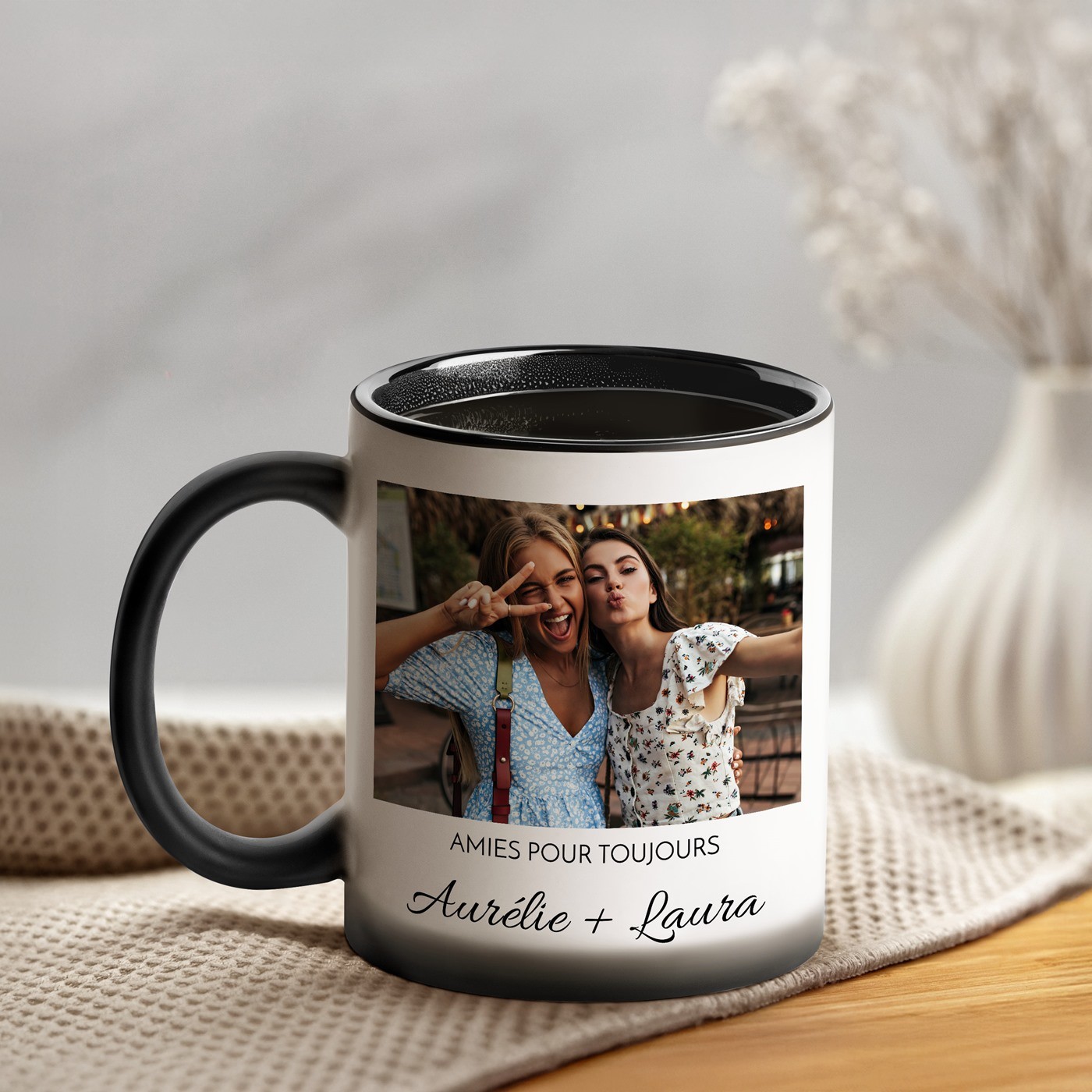 Taza Mágica de Murrano con Impresión Negro y Blanco para el Cumpleaños de su Mejor Amiga
