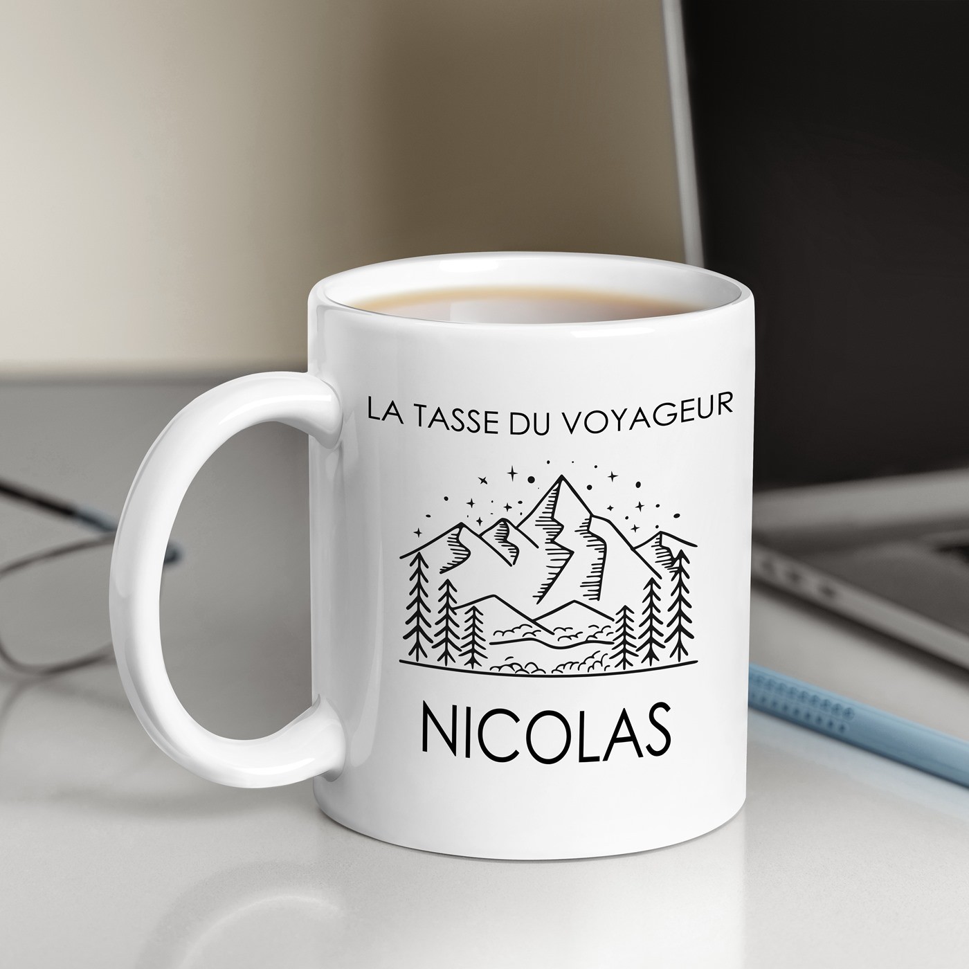 Mug de cerámica Murrano con impresión para hombre aventurero