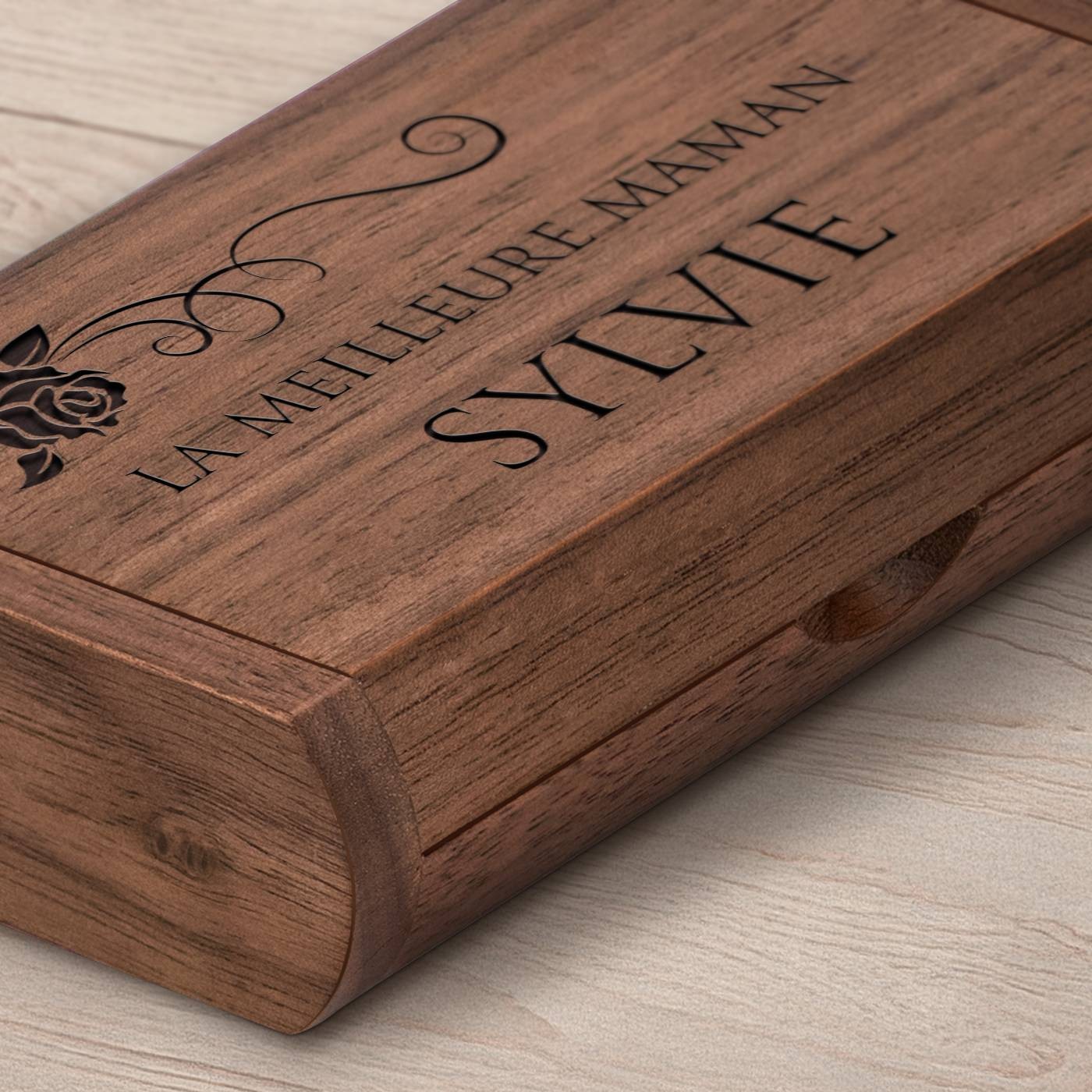 Murrano Personalized 64GB Wood USB Drive in Magnetic Box