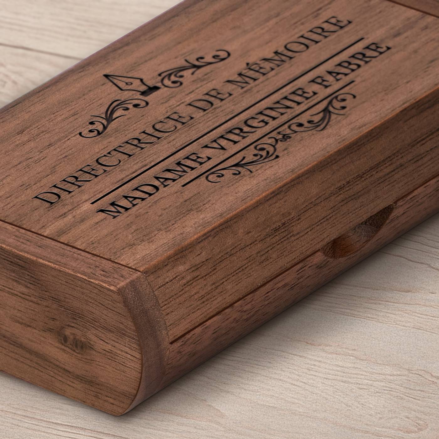 Clé USB en bois personnalisée Murrano 64 Go dans une boîte magnétique