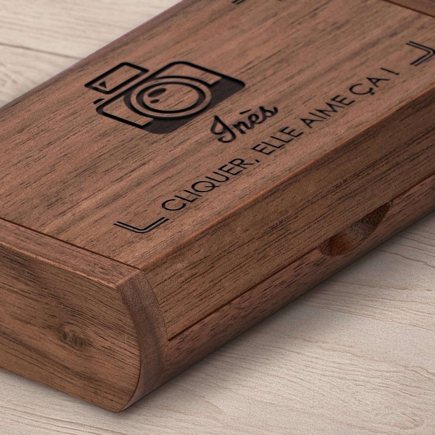 Unidad USB de madera Murrano con caja magnética - 64 GB para fotógrafos
