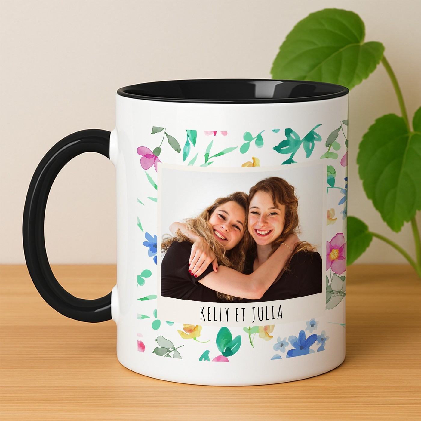 Mug de cerámica Murrano con diseño negro y blanco y personalización de foto para mejores amigas