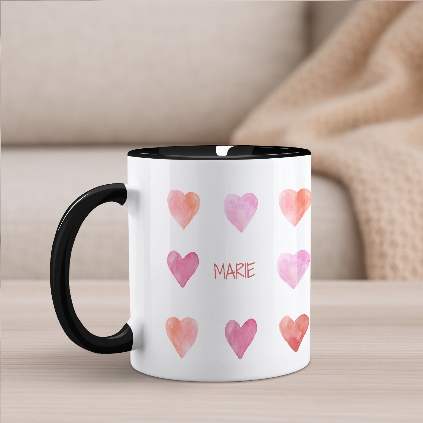 Mug de cerámica blanca Murrano con base negra y personalización para una novia en el Día de San Valentín