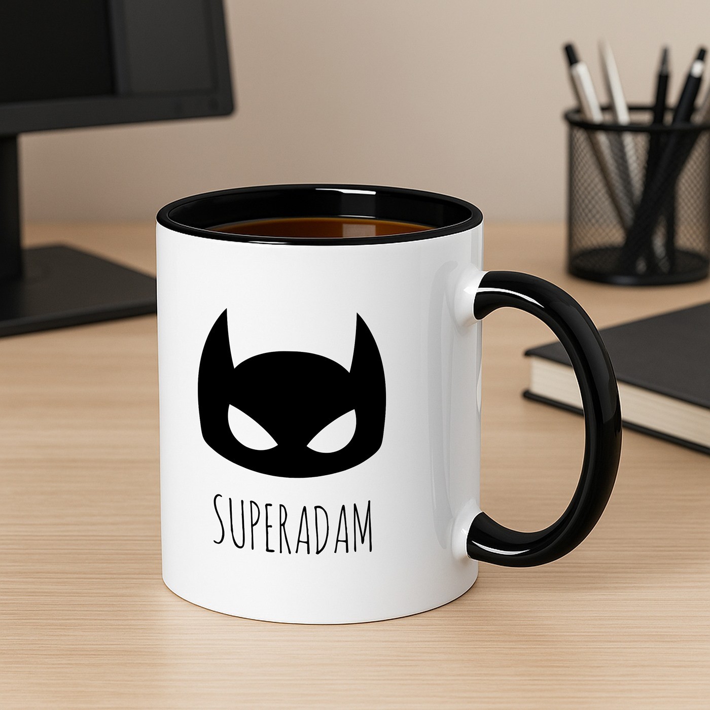 Mug de cerámica Murrano - Blanco con base negra y personalización para el cumpleaños de un amigo