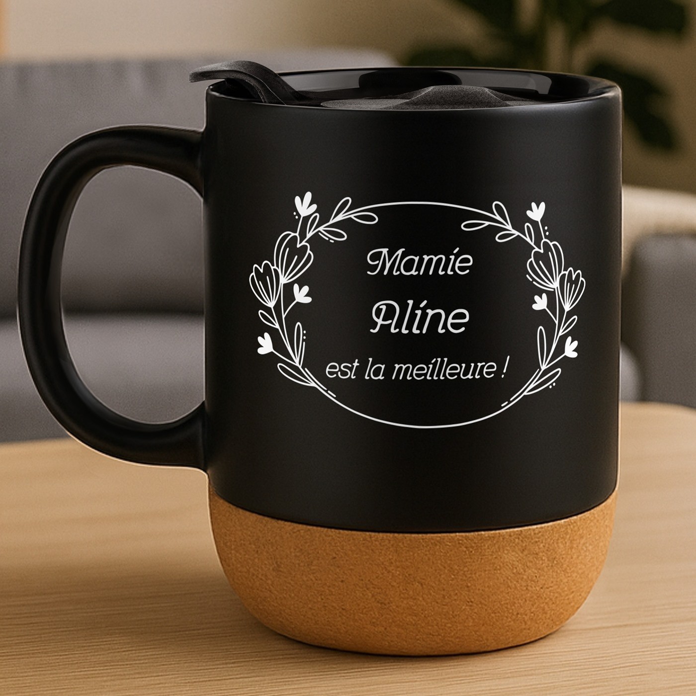Taza de cerámica negra Murrano con base de corcho y tapa para el cumpleaños de la abuela