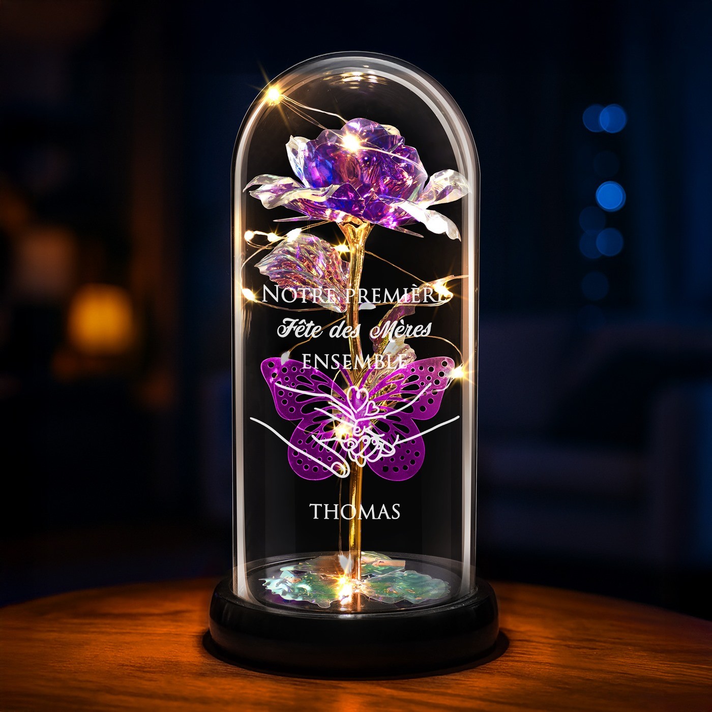 Rose Éternelle Personnalisée Violette sous Cloche en Verre avec Lumière LED pour la Première Fête des Mères