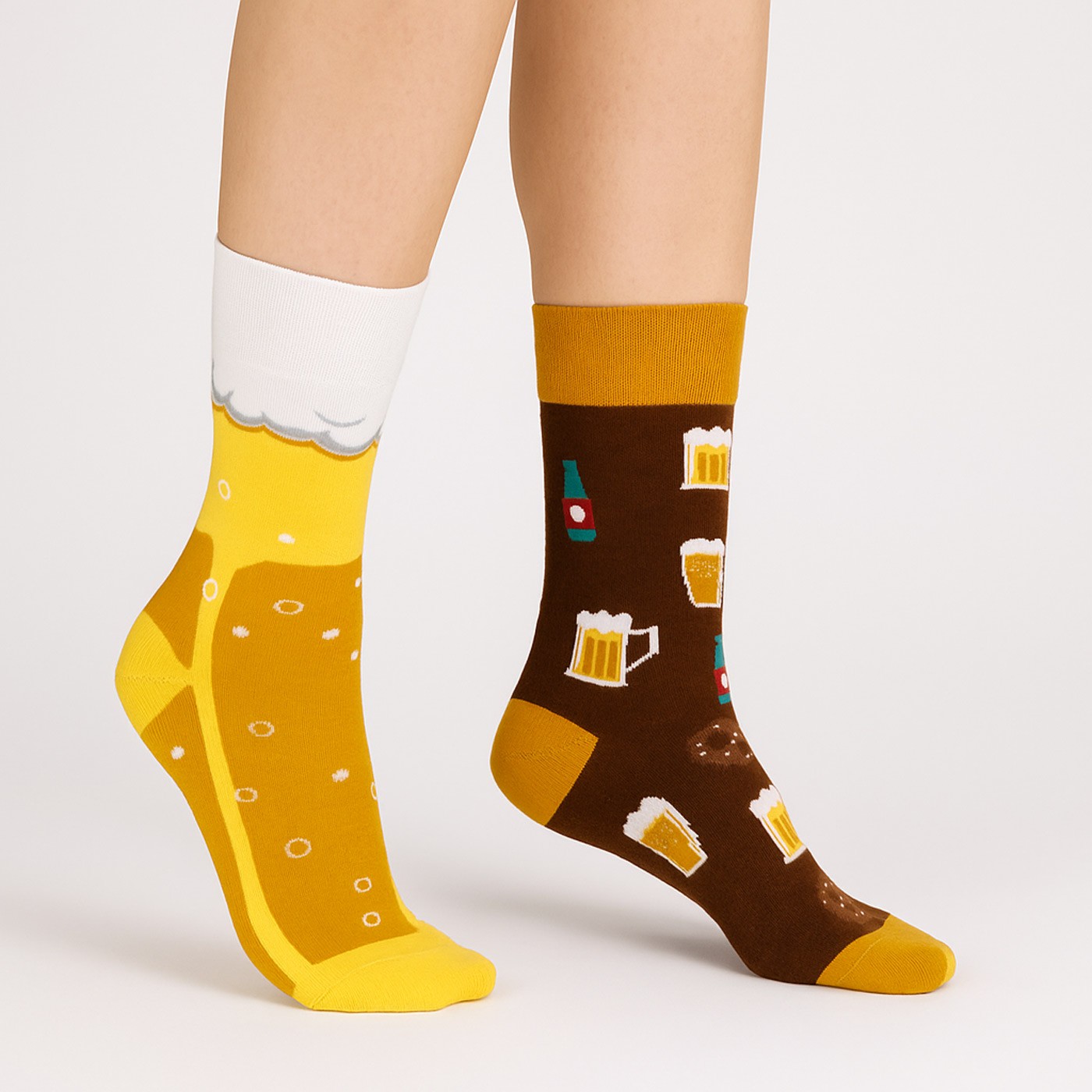Murrano Beer Pattern Socks, Size 43-46