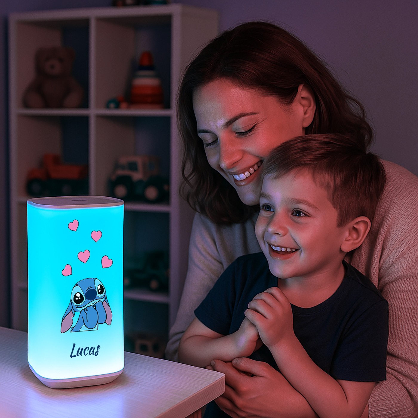 Lámpara de noche LED Murrano con impresión Stitch para él