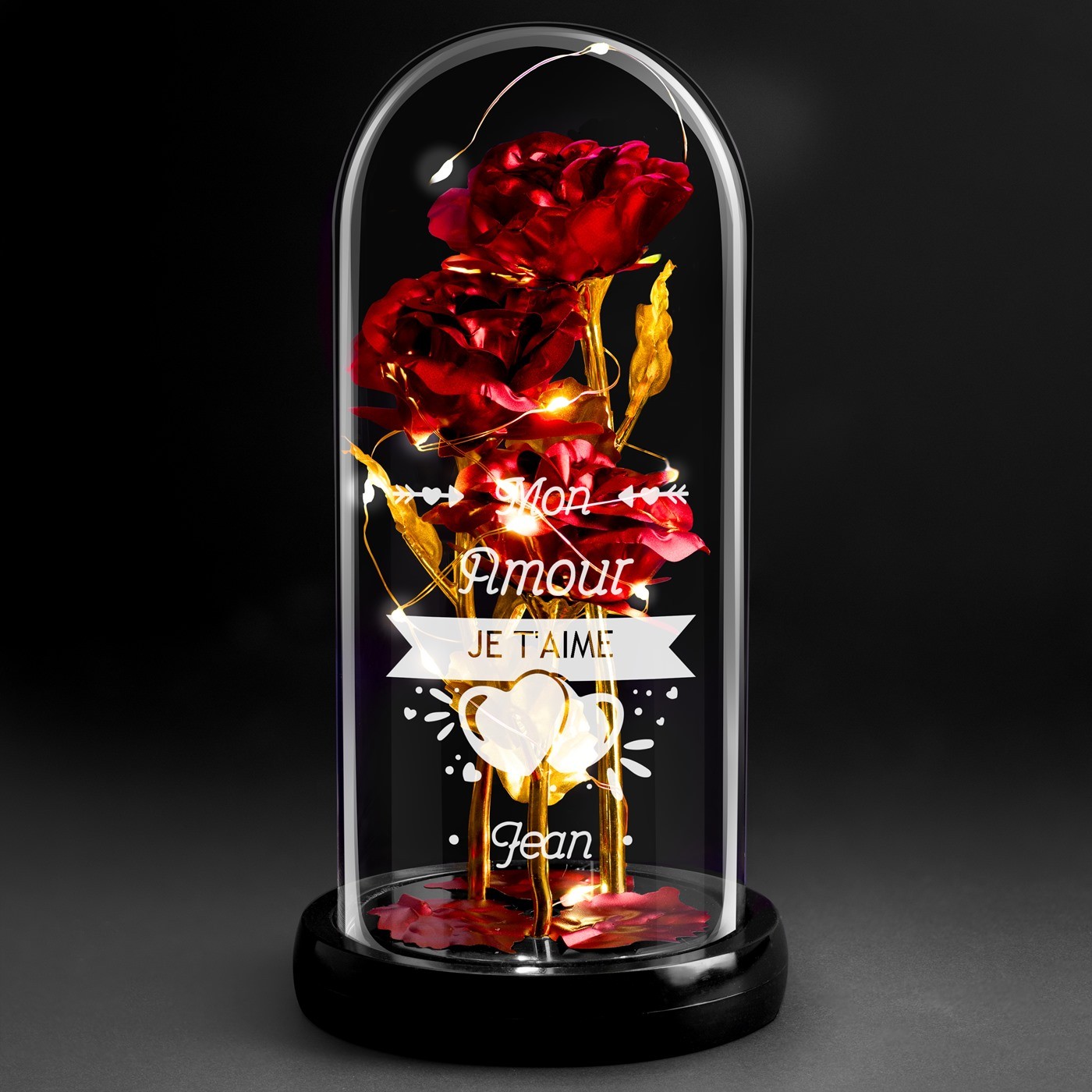 Rosa eterna roja personalizada bajo una campana de vidrio con luz LED para esposa en el Día de San Valentín