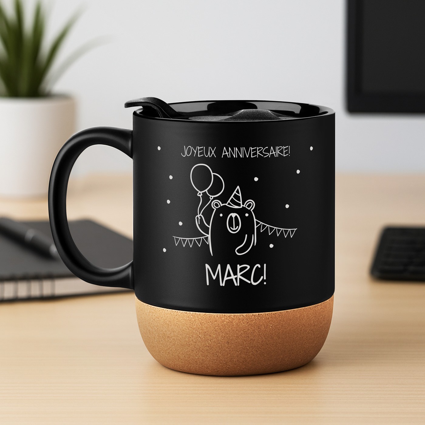 Mug de cerámica negra Murrano con tapa para el cumpleaños de su hijo