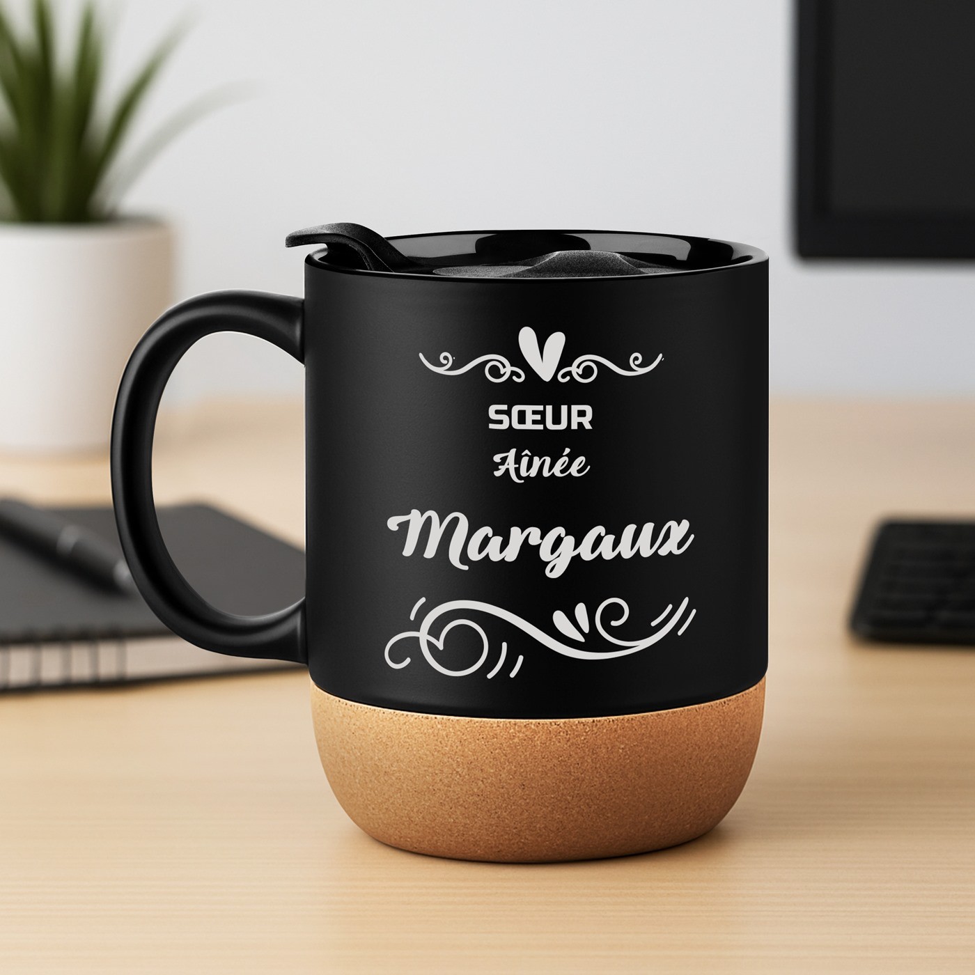 Taza de cerámica negra Murrano con tapa y impresión personalizada para el cumpleaños de su hermana