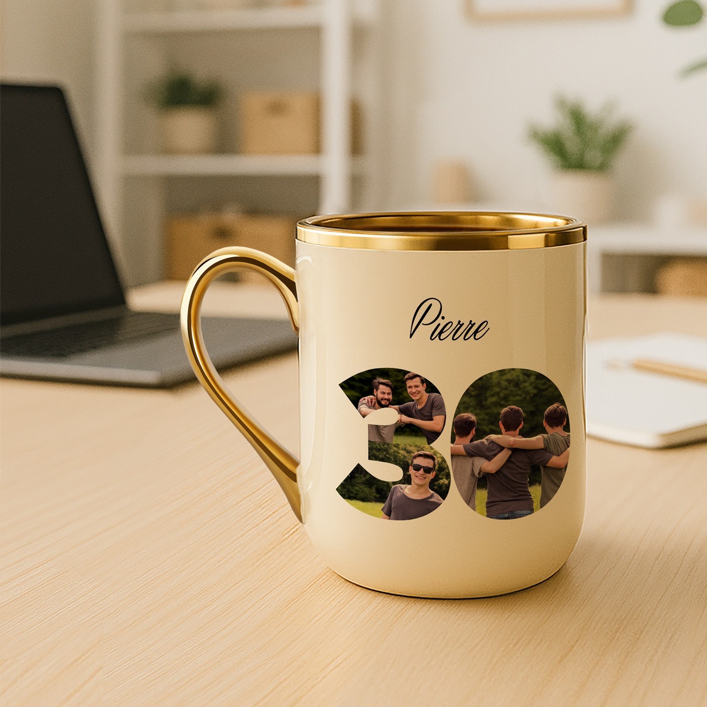 Taza de cerámica beige Murrano con borde y mango dorados para un regalo de cumpleaños único