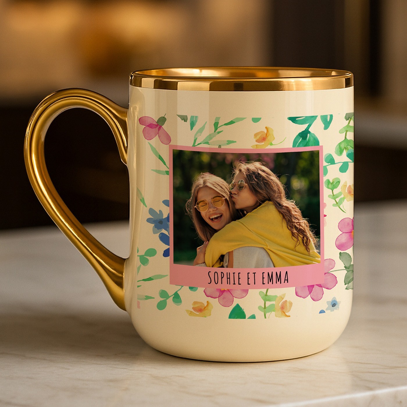 Mug de cerámica beige Murrano con borde y asa dorados - Regalo personalizado con foto para mejores amigas