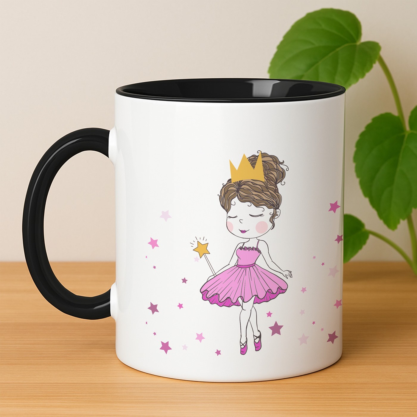Mug de cerámica blanca Murrano con base negra y personalización para el cumpleaños de una niña