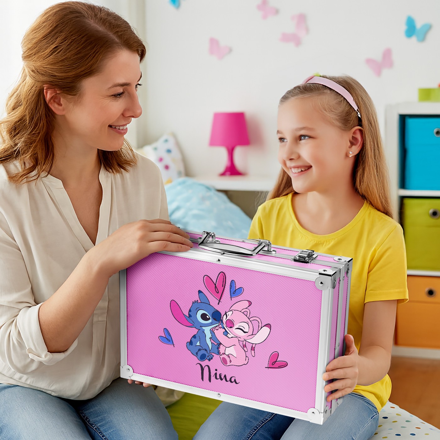 Estuche de dibujo personalizada rosa con Stitch para una niña para el Día de San Nicolás