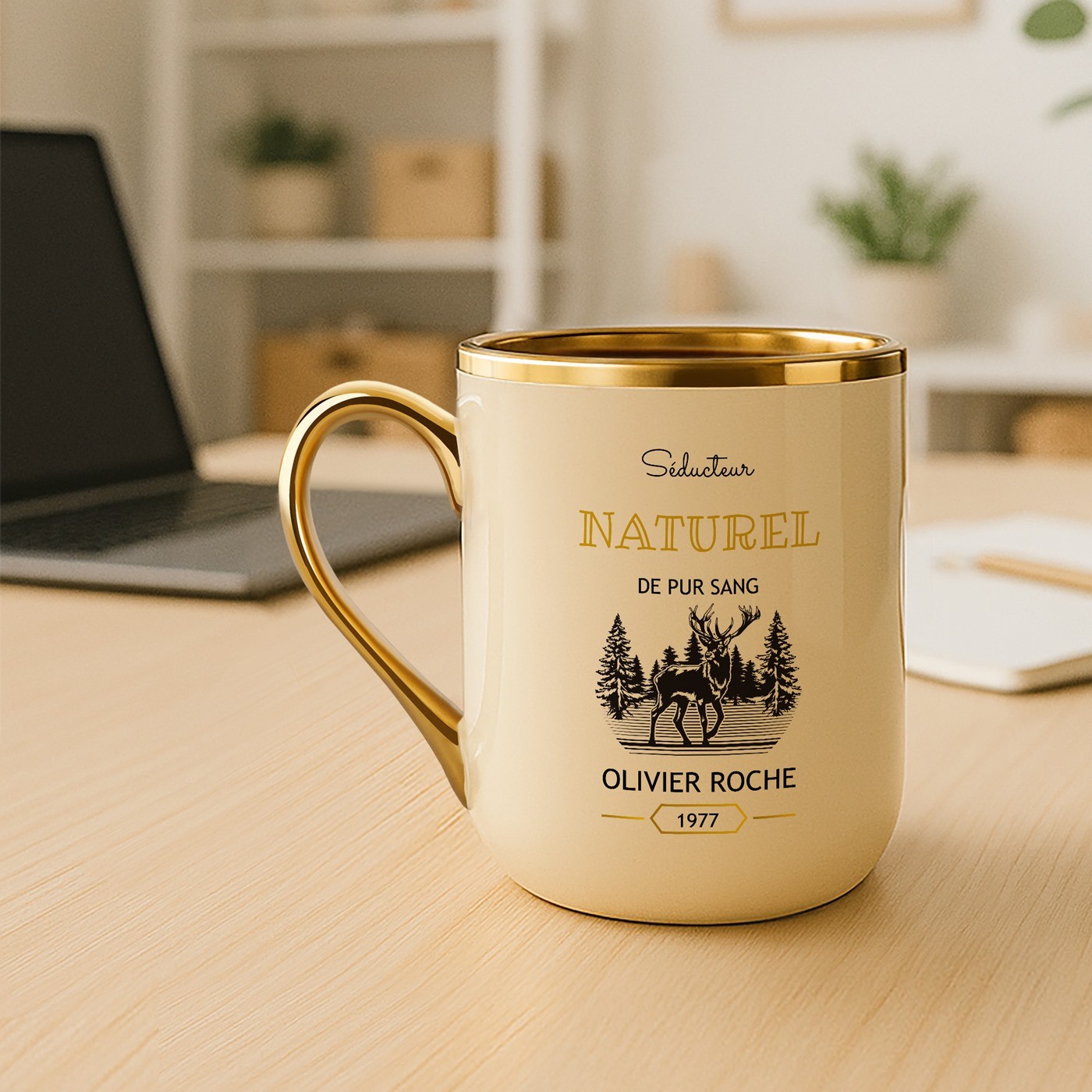 Mug de cerámica beige Murrano con borde y asa dorados para el cumpleaños de un caballero