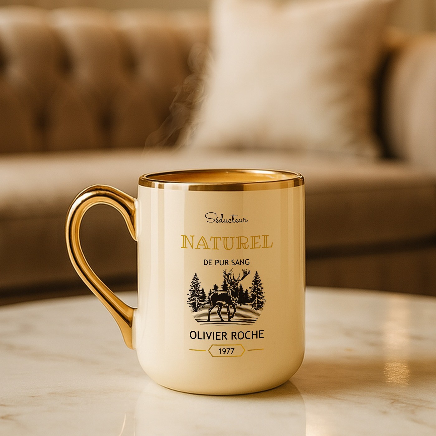 Mug de cerámica beige Murrano con borde y asa dorados para el cumpleaños de un caballero