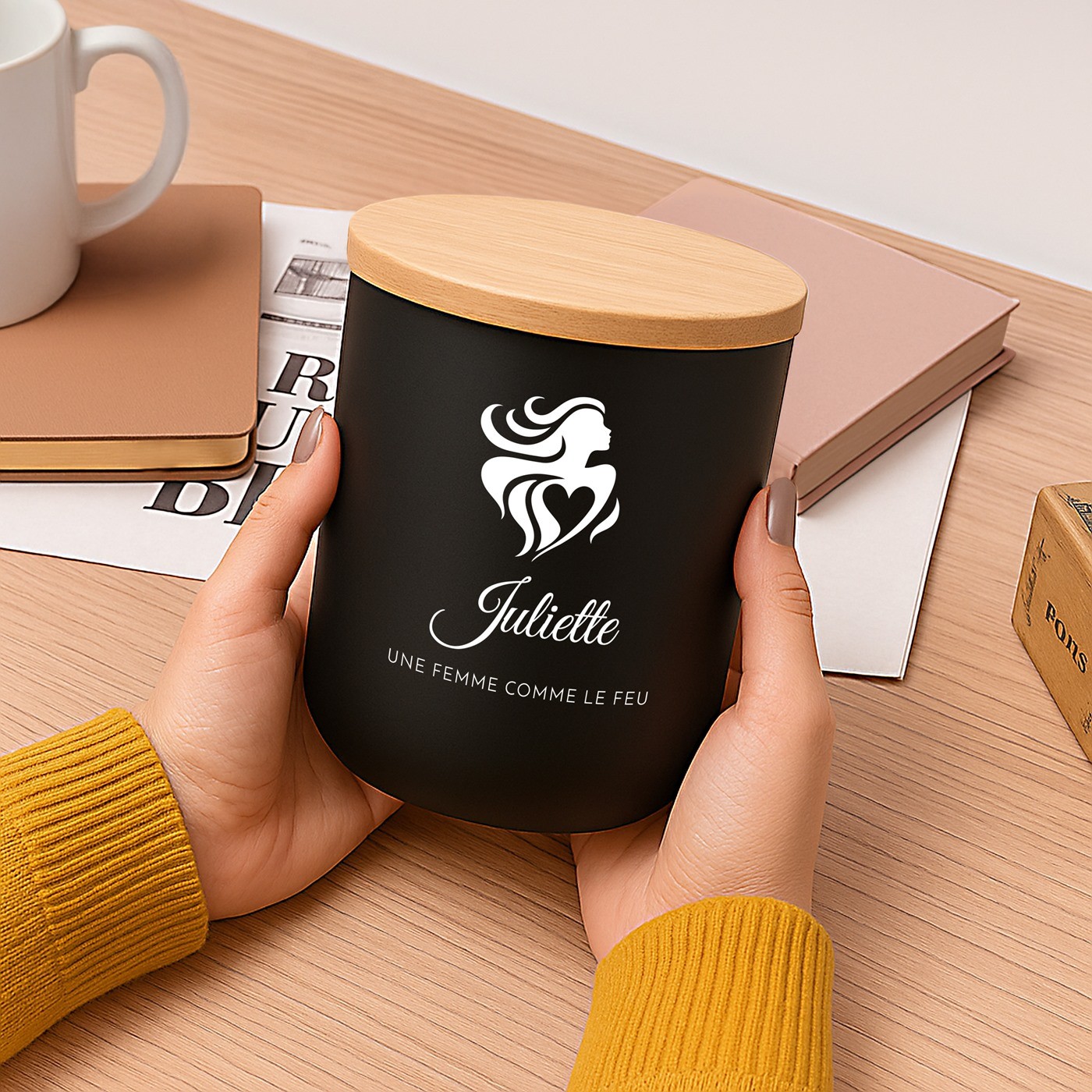 Murrano Soy Wax Candle with Engraving for Women - Valentine's Day